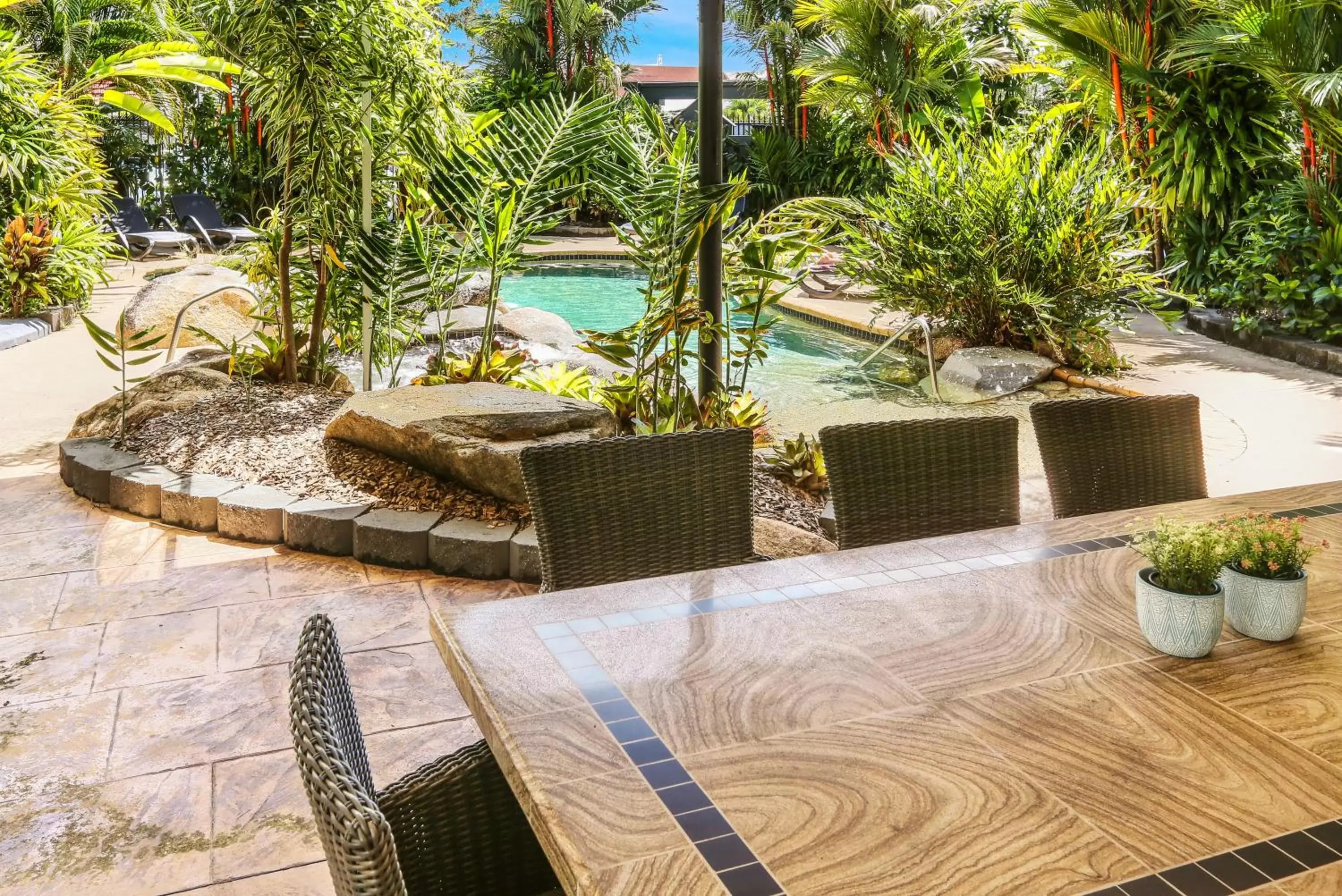 BBQ facilities in Cascade Gardens