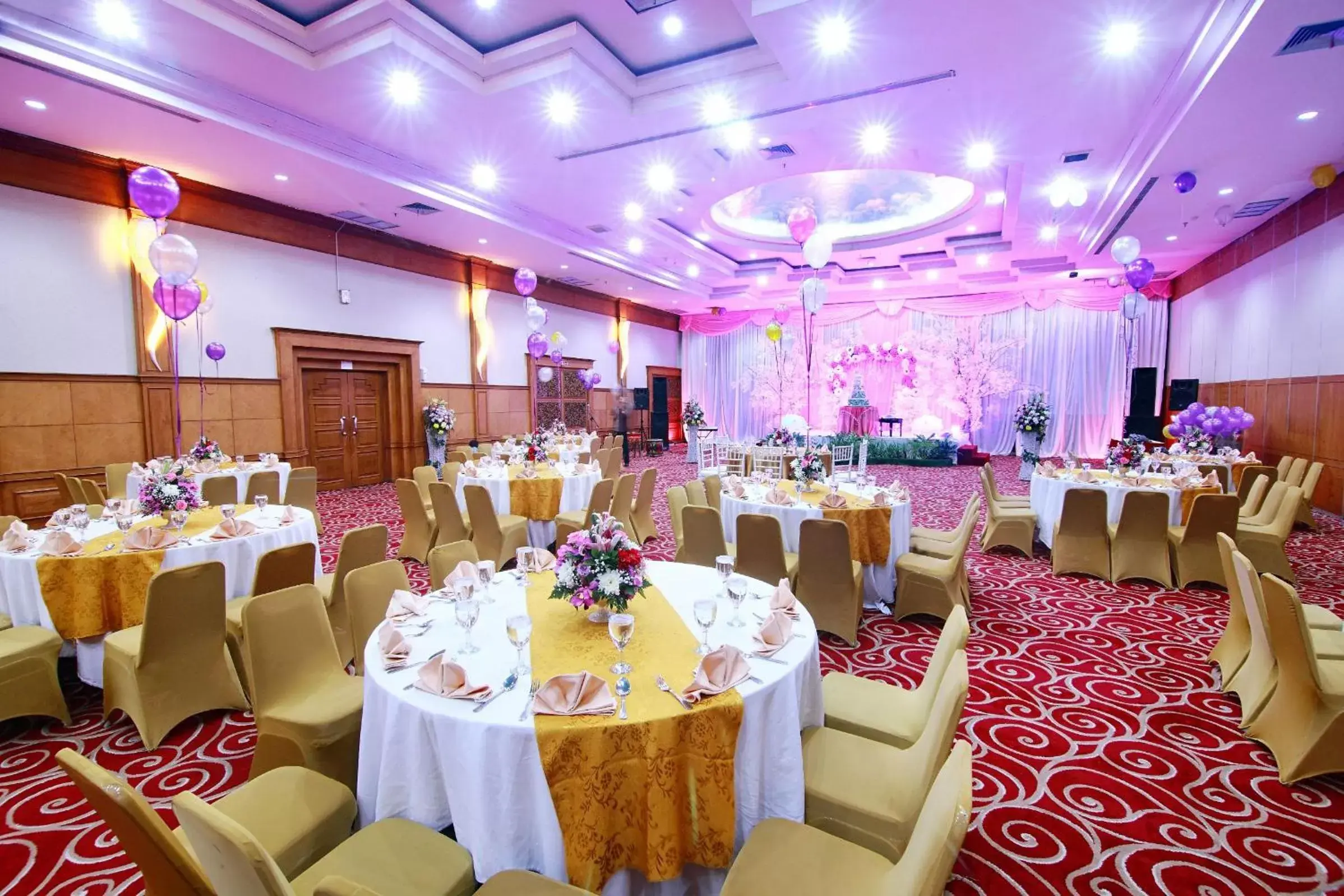 Banquet/Function facilities, Banquet Facilities in Rocky Plaza Hotel Padang