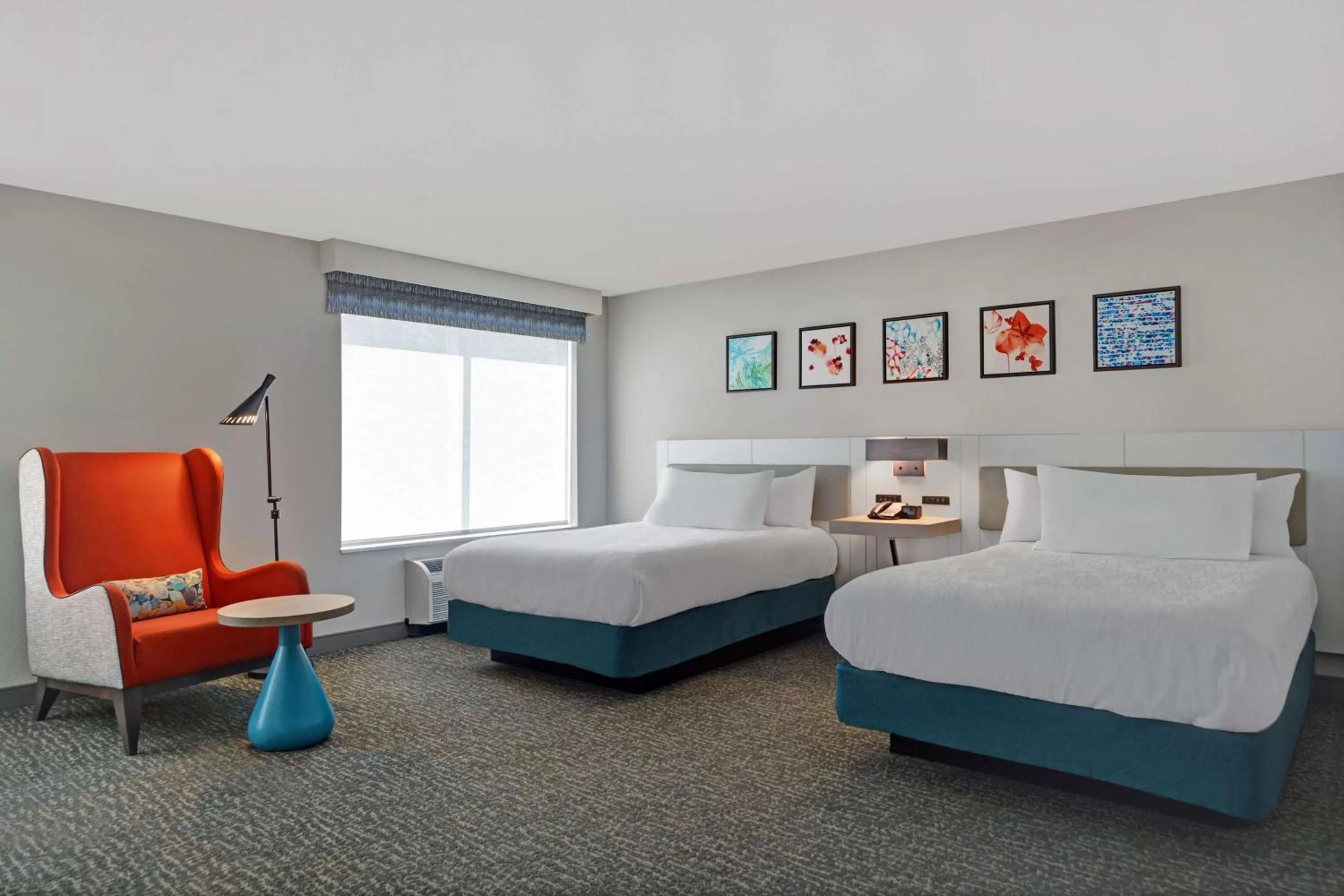 Bed in Hilton Garden Inn Jacksonville JTB/Deerwood Park