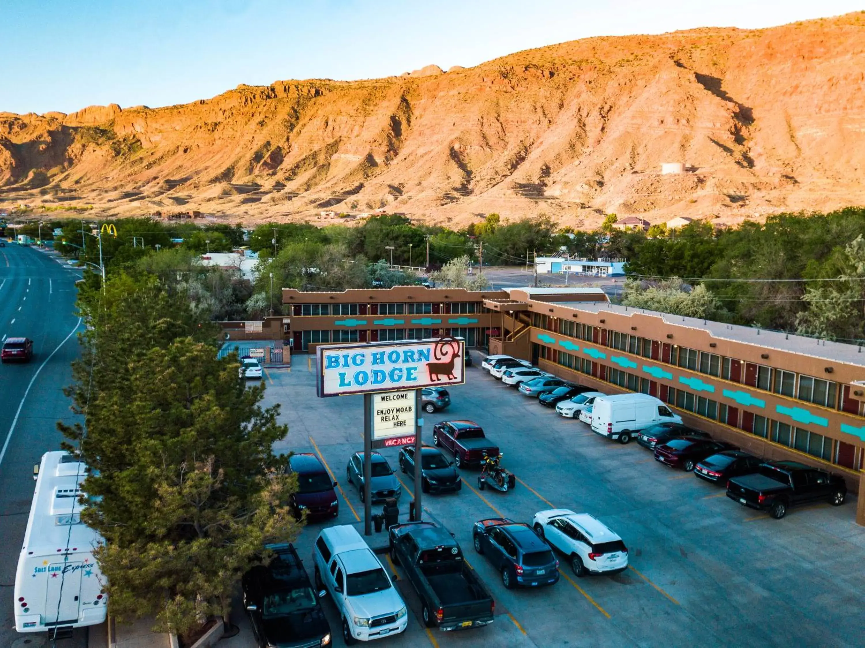 Bird's eye view, Bird's-eye View in Big Horn Lodge