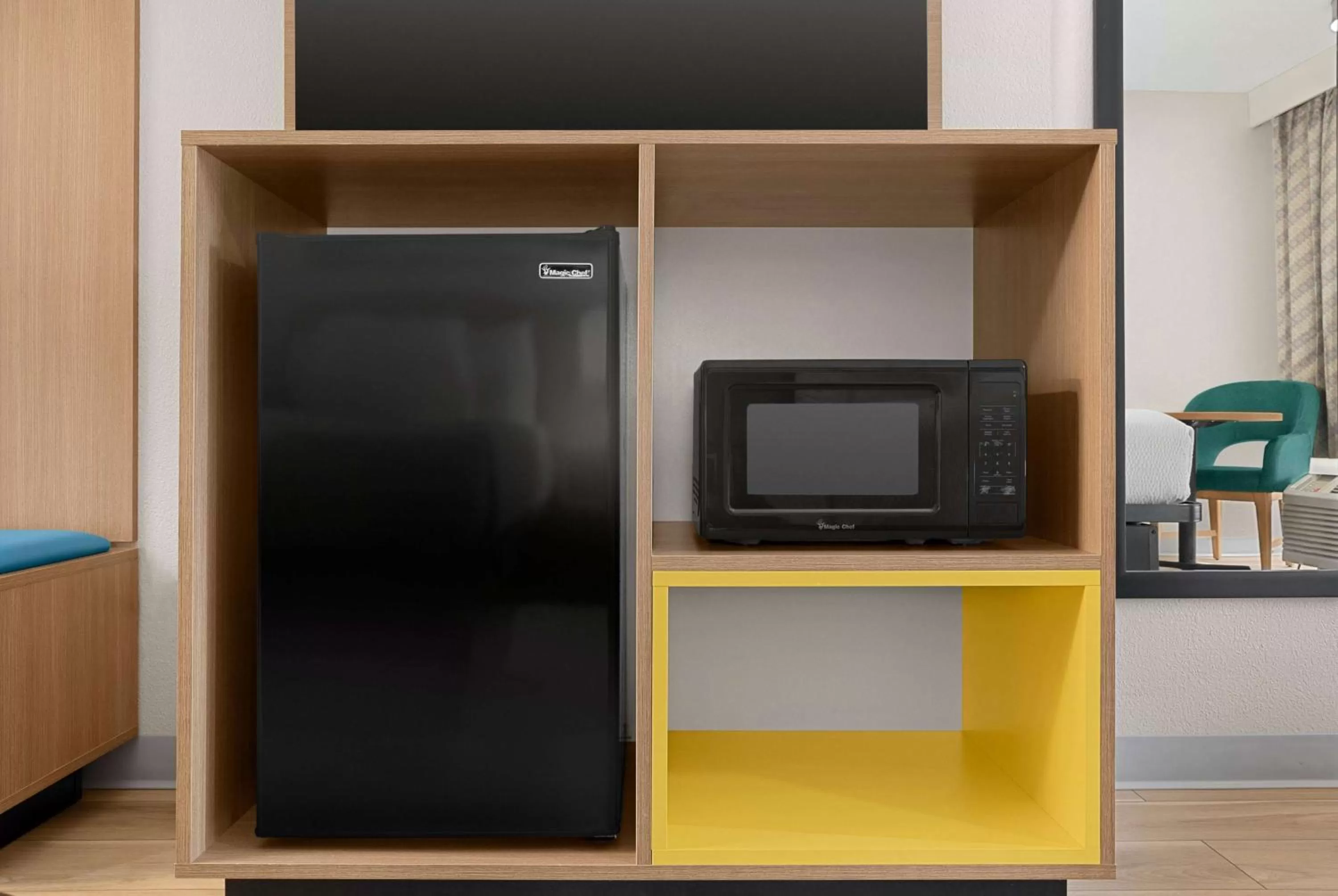 Photo of the whole room in Days Inn by Wyndham Lake City I-75