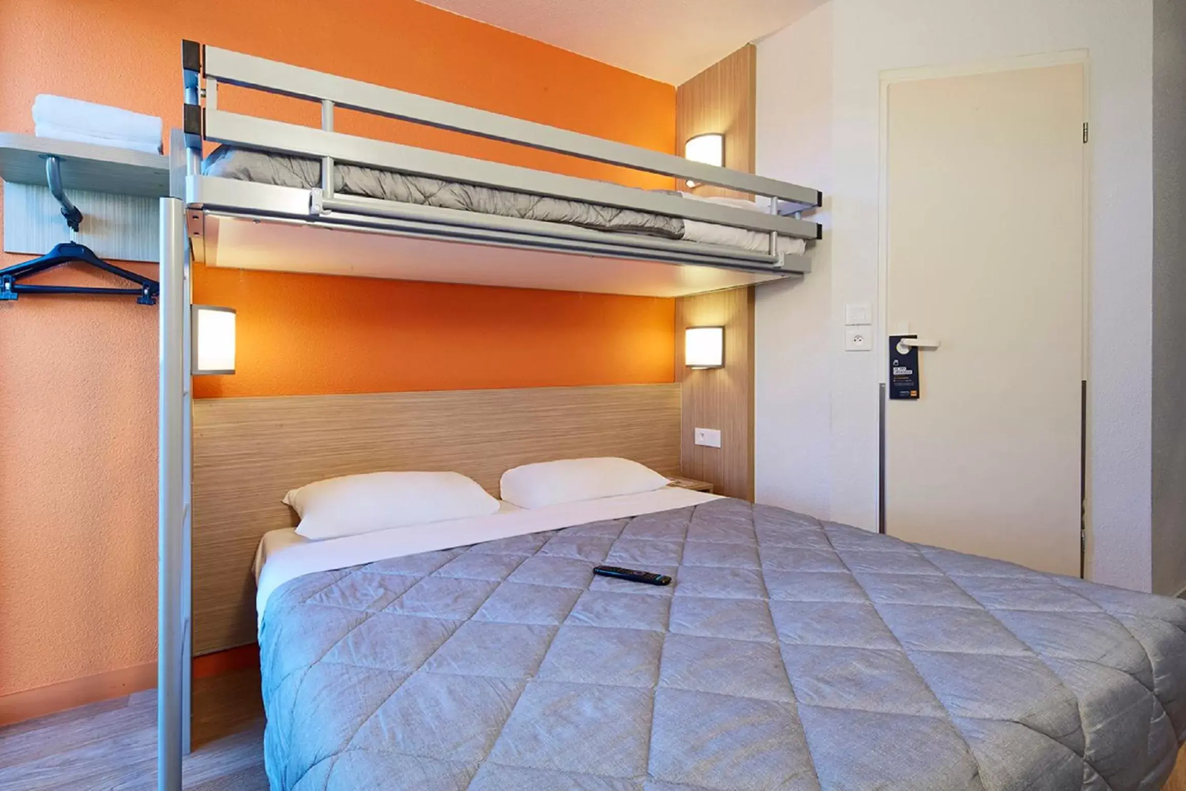 Photo of the whole room, Bunk Bed in Première Classe Marne la Vallée - Bussy Saint Georges