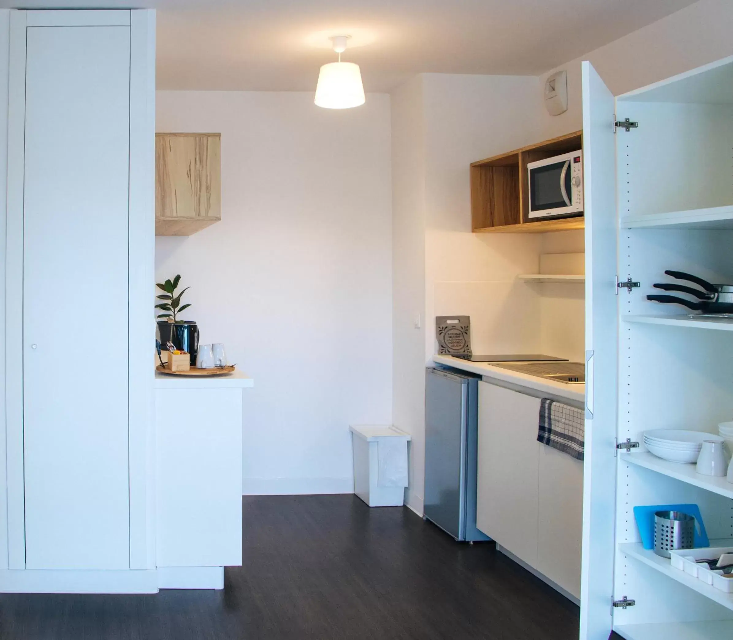 Kitchen/Kitchenette in Twenty Business Flats Le Mans Ouest