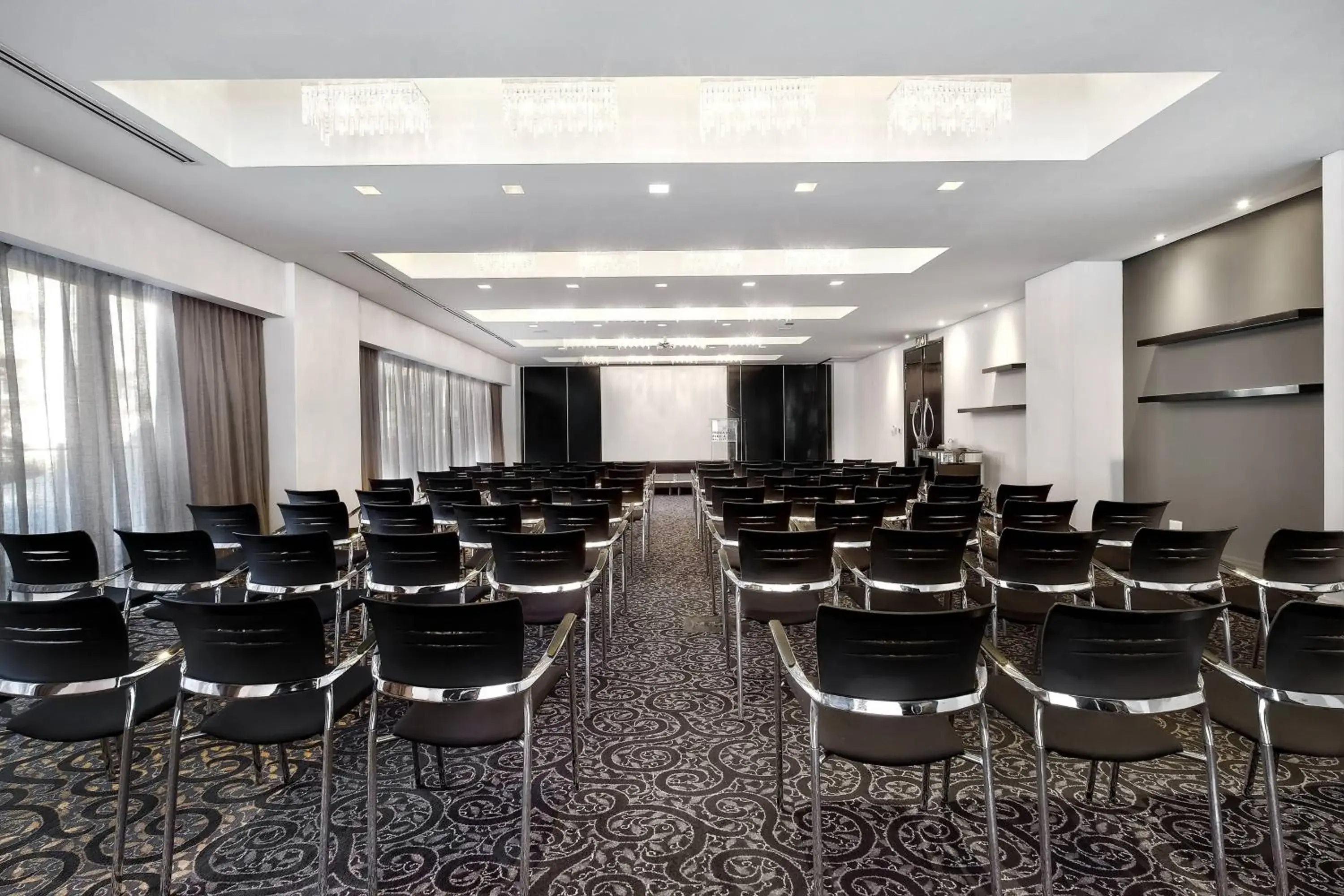 Meeting/conference room in Protea Hotel by Marriott Fire & Ice Johannesburg Melrose Arch