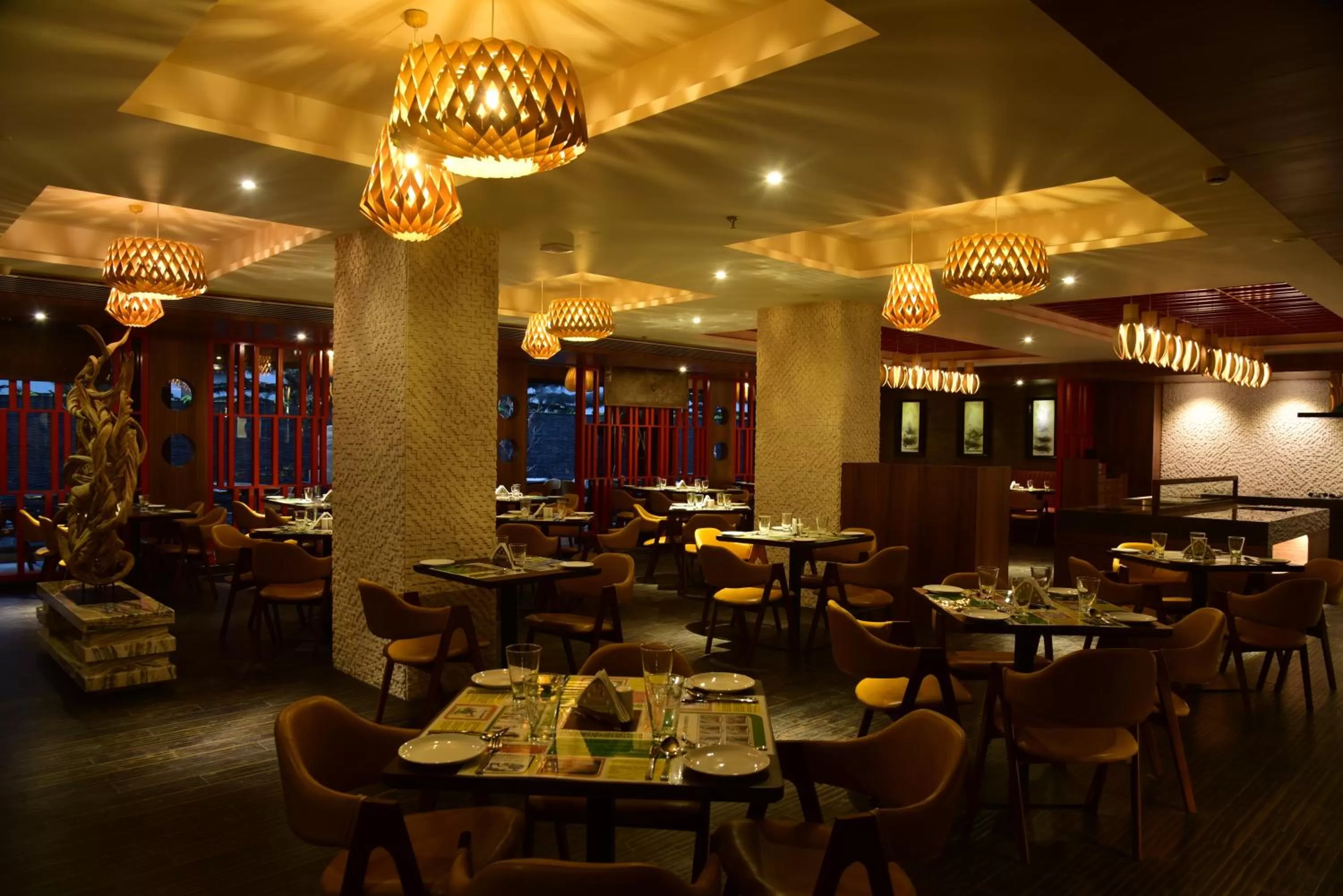Restaurant/places to eat in Lemon Tree Hotel Siliguri