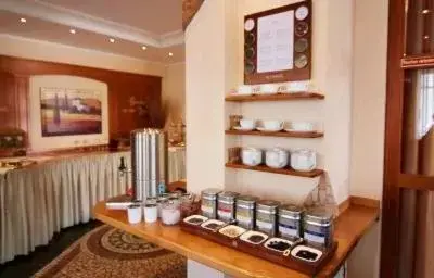Coffee/tea facilities in Hotel Heide Residenz