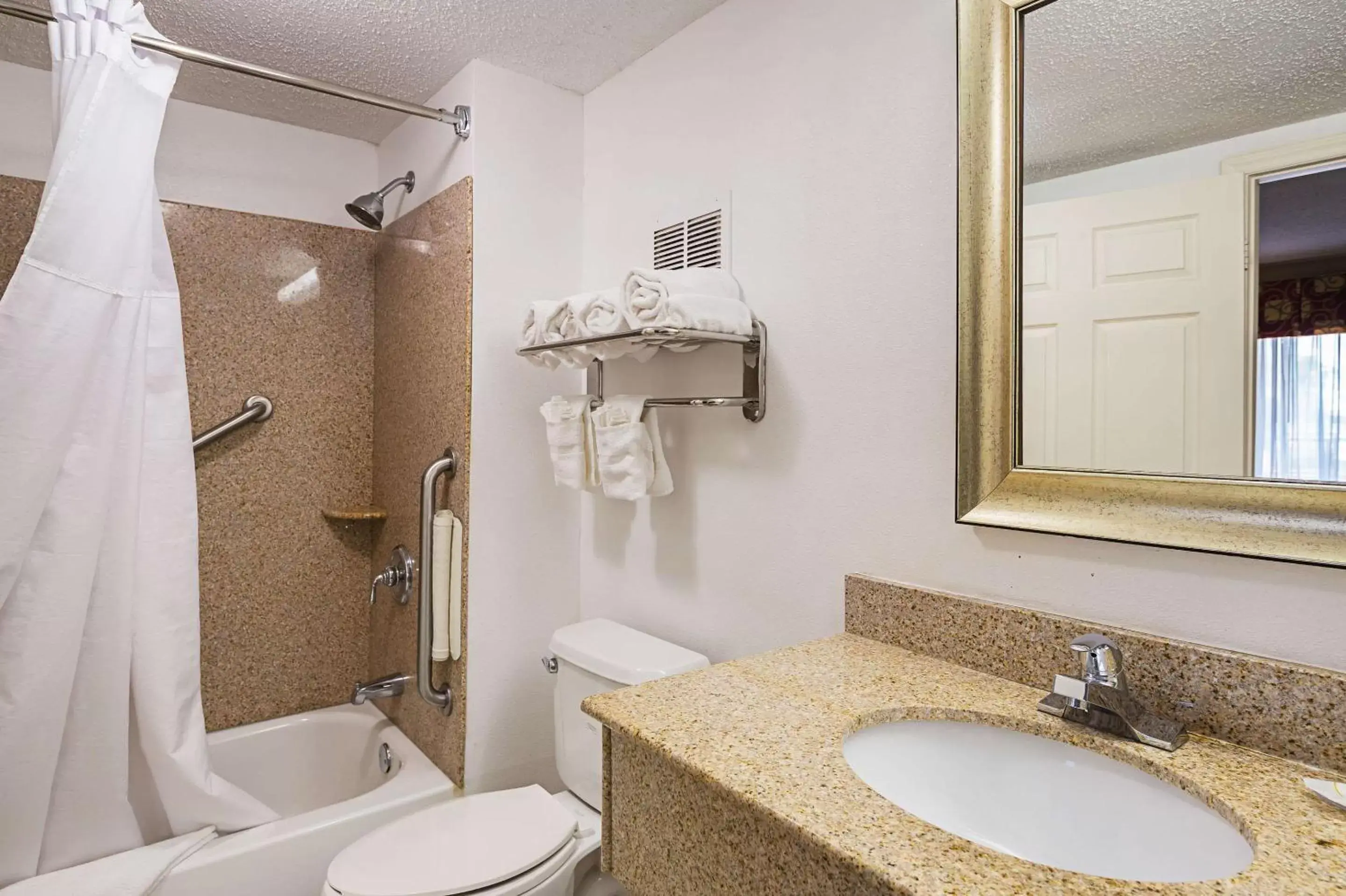 Photo of the whole room, Bathroom in Quality Inn & Suites Greenville - Haywood Mall