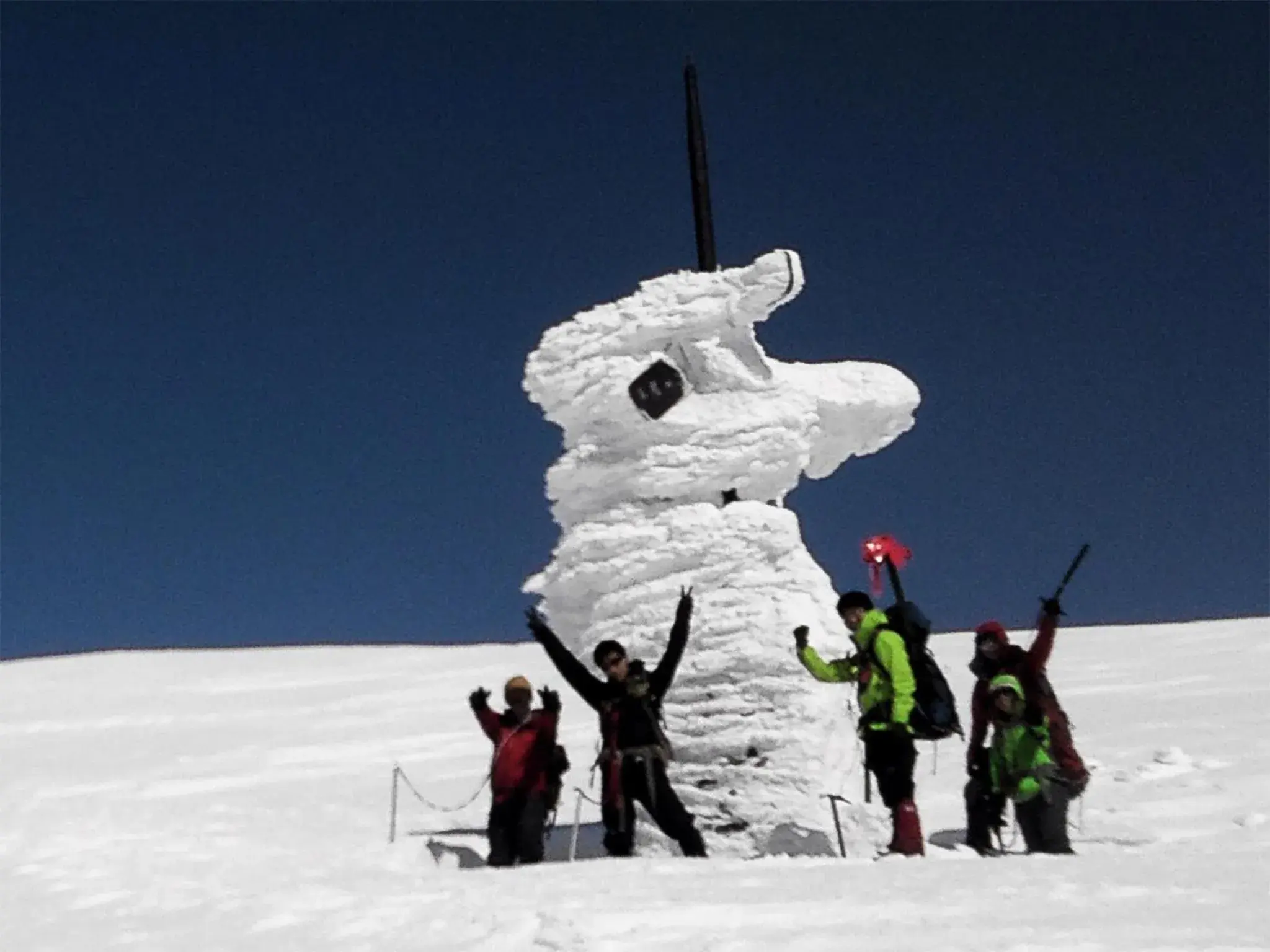 Nearby landmark, Skiing in Tenjin Lodge