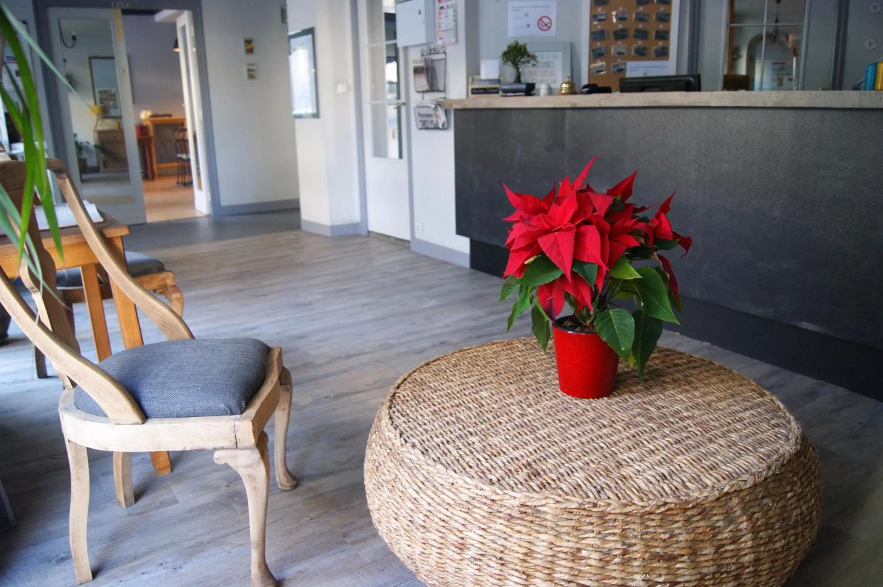 Lobby or reception in Hôtel Central