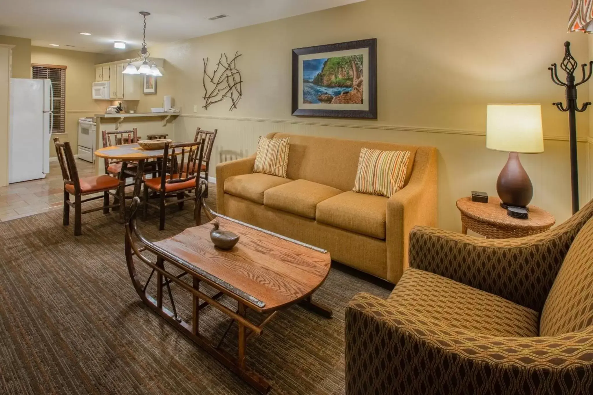 Photo of the whole room, Seating Area in Holiday Inn Club Vacations Timber Creek Resort at De Soto