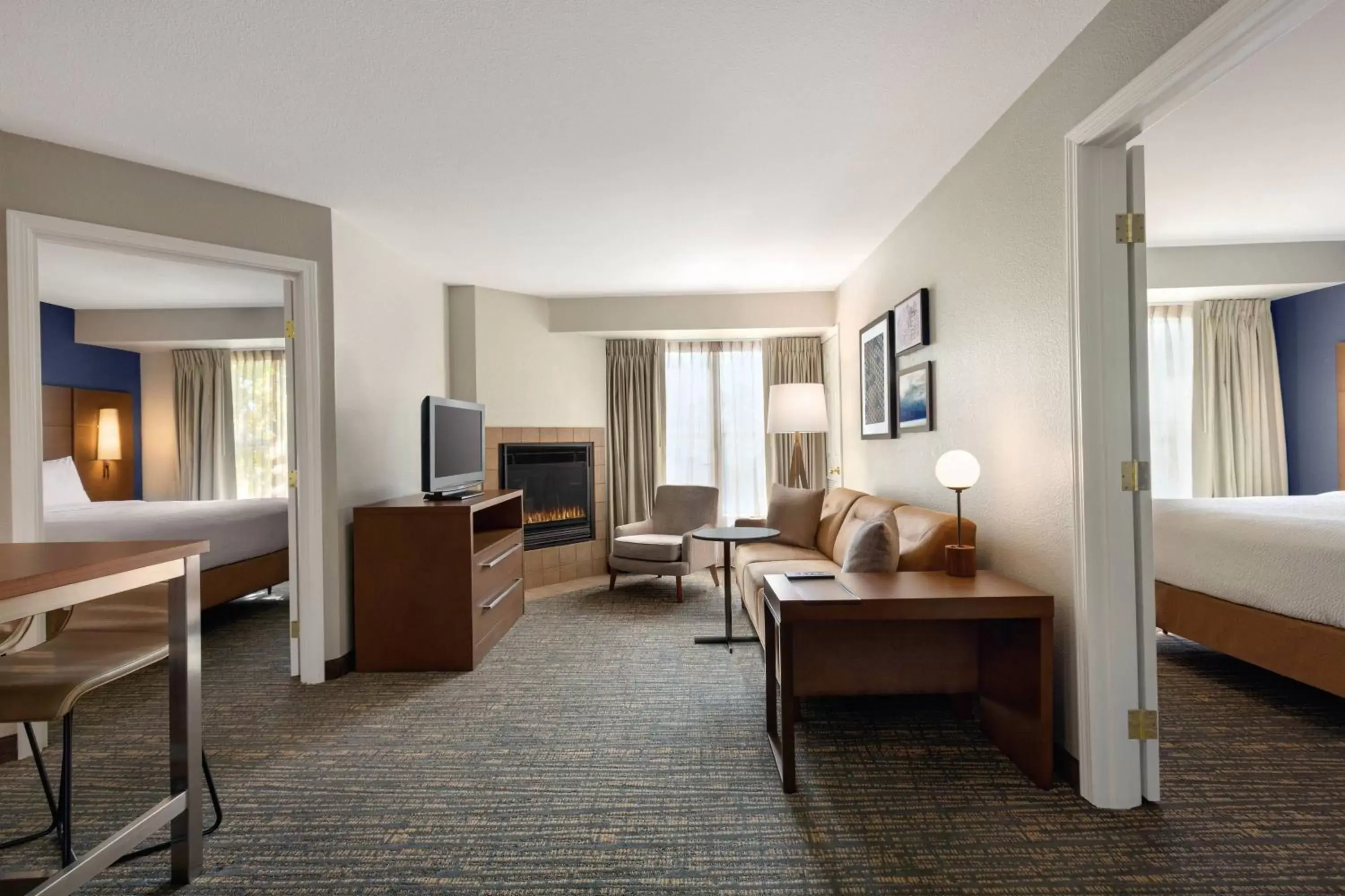 Bedroom, Seating Area in Residence Inn Sacramento Folsom