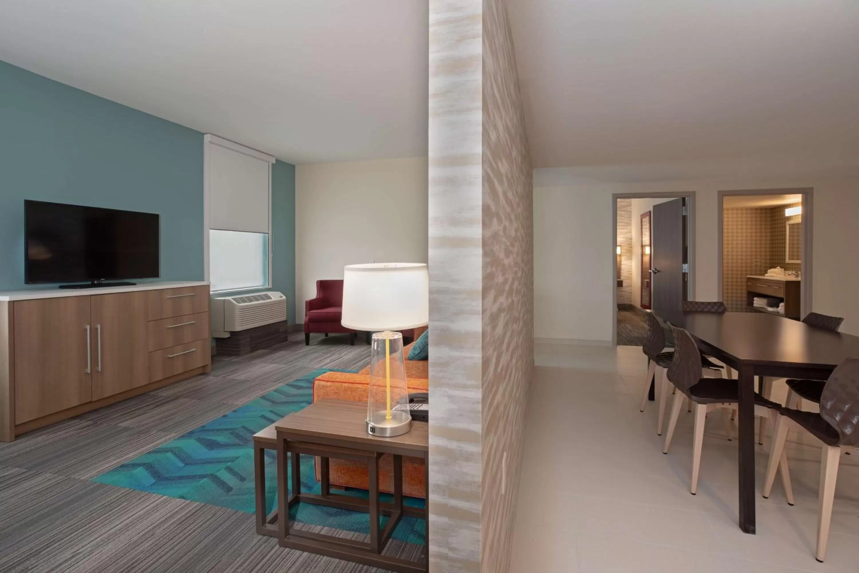 Living room in Home2 Suites By Hilton Omaha Un Medical Ctr Area