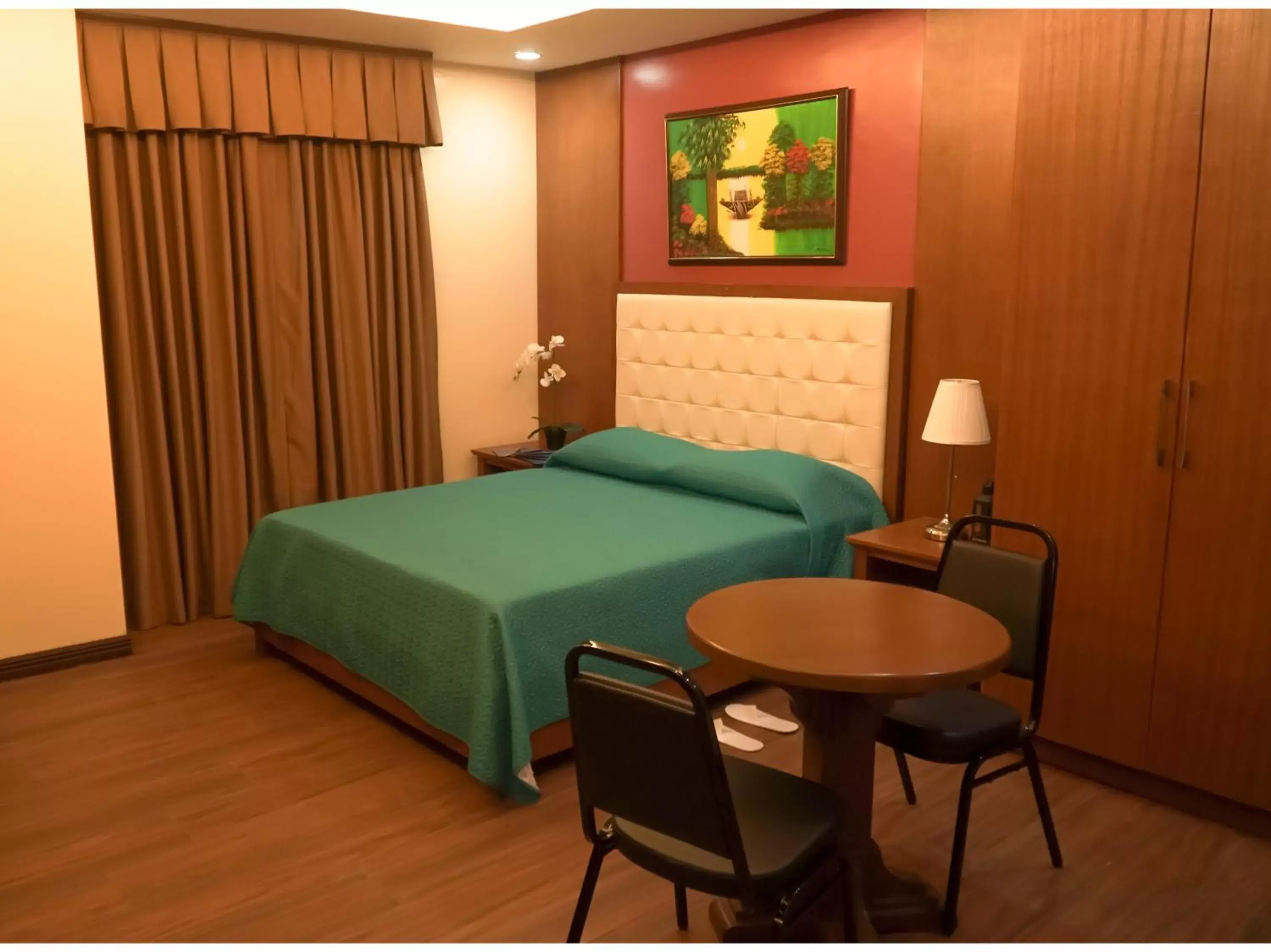 Photo of the whole room, Bed in M28 Hotel and Apartments Photo of the whole room, Bed in M28 Hotel and Apartments