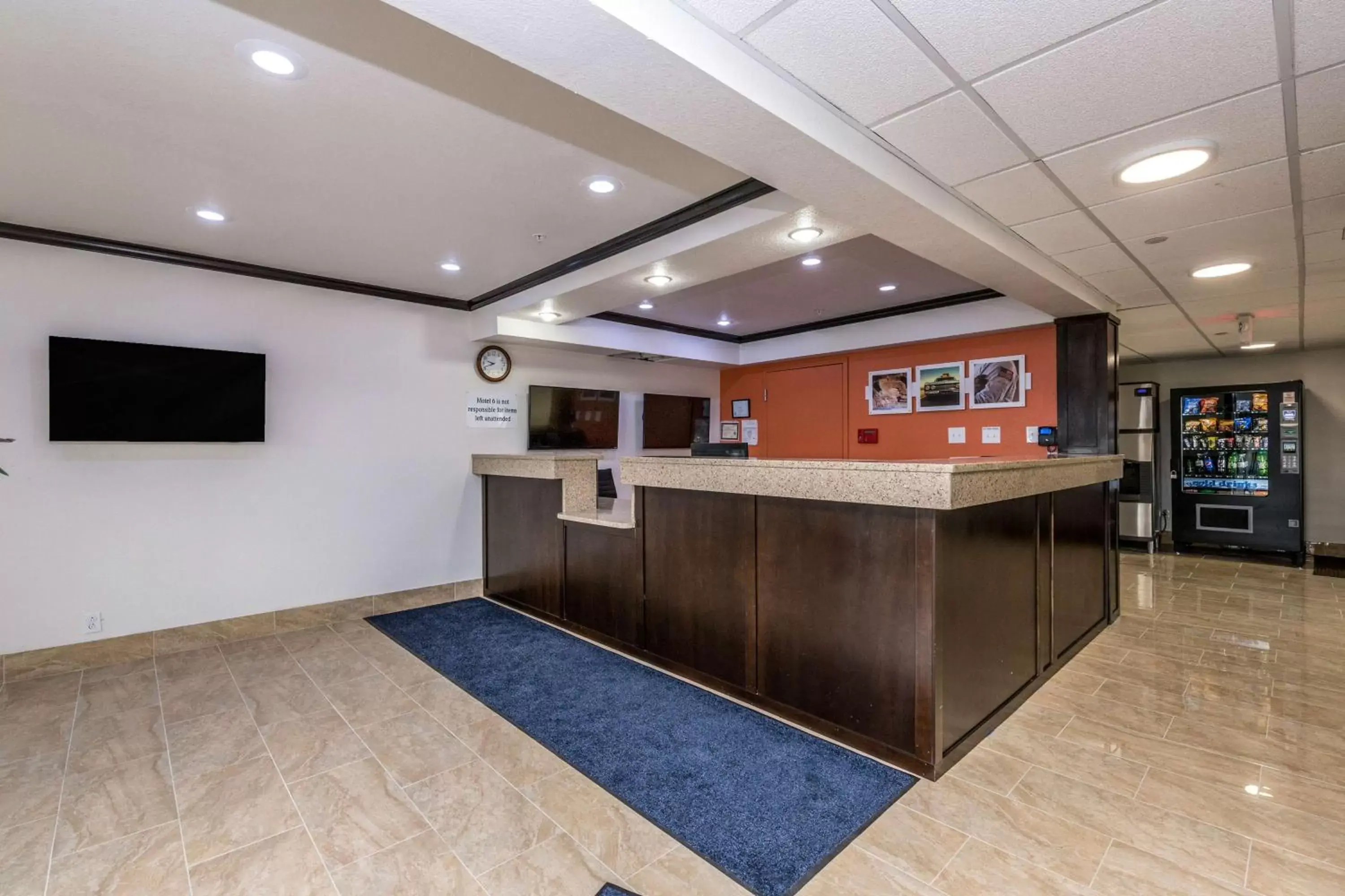 Lobby or reception in Motel 6 Peoria