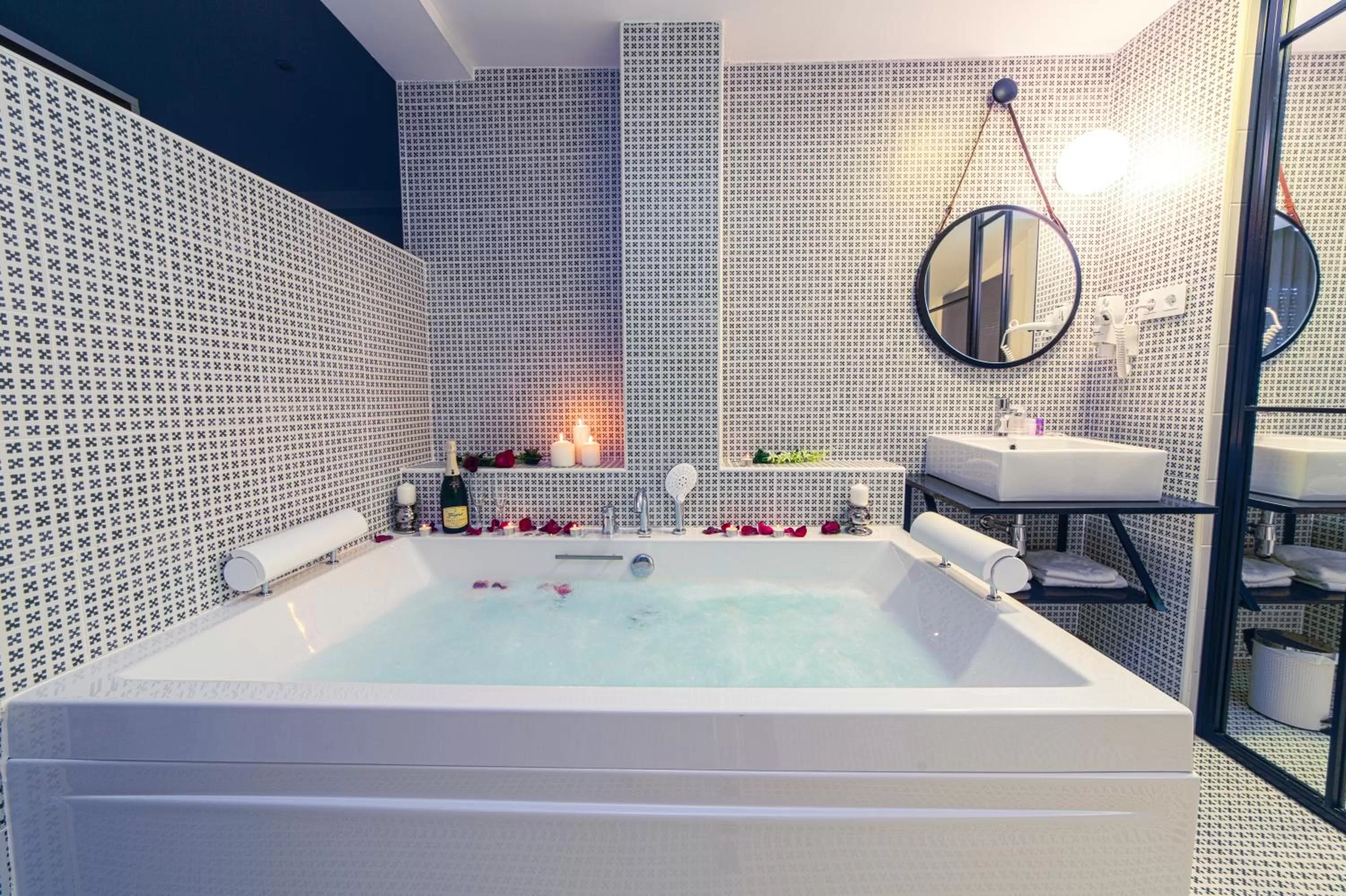 Decorative detail in Hospedium Hotel Cañitas Maite Gastronómico