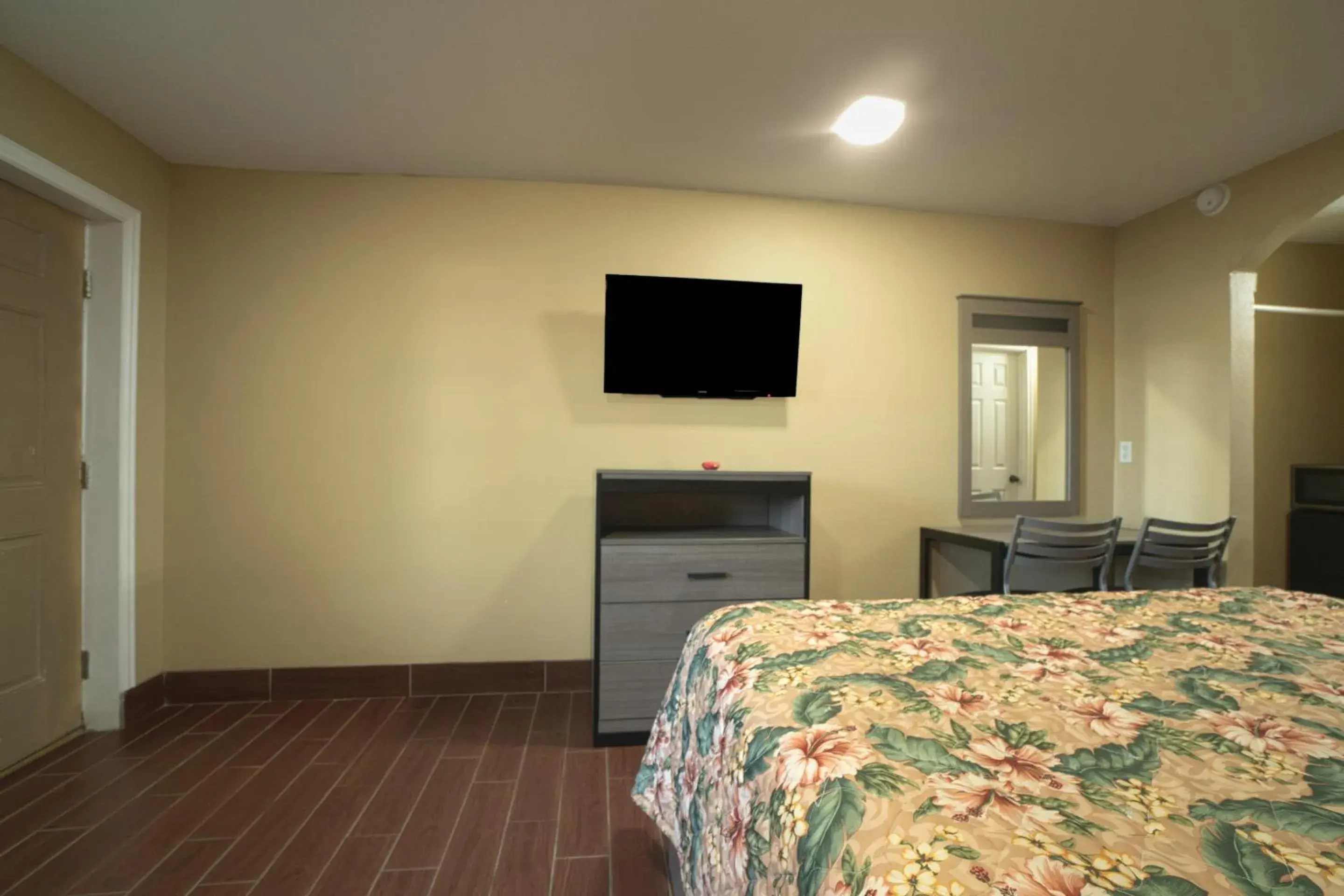Bedroom, Bed in Days Inn by Wyndham Aransas Pass Bedroom, Bed in Days Inn by Wyndham Aransas Pass