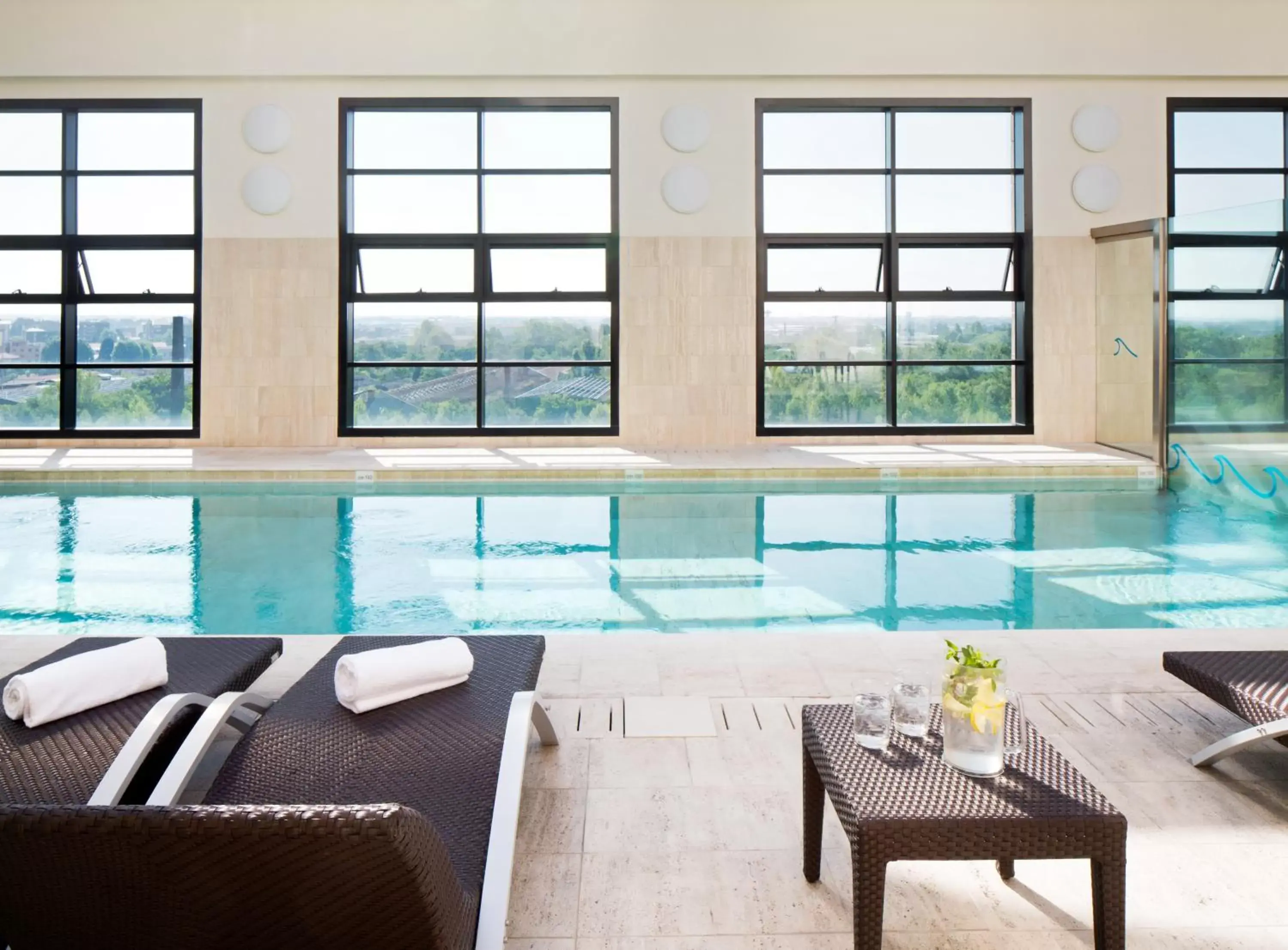 Swimming pool in Starhotels Grand Milan