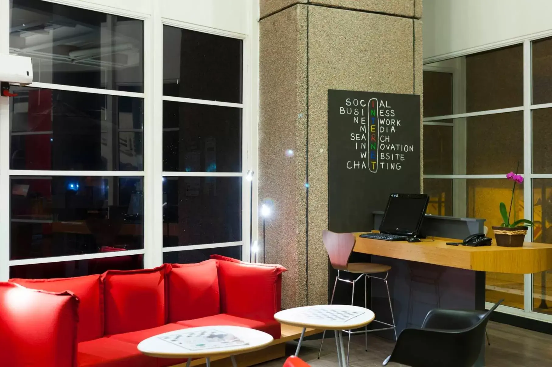 Lobby or reception in ibis Campinas Lobby or reception in ibis Campinas