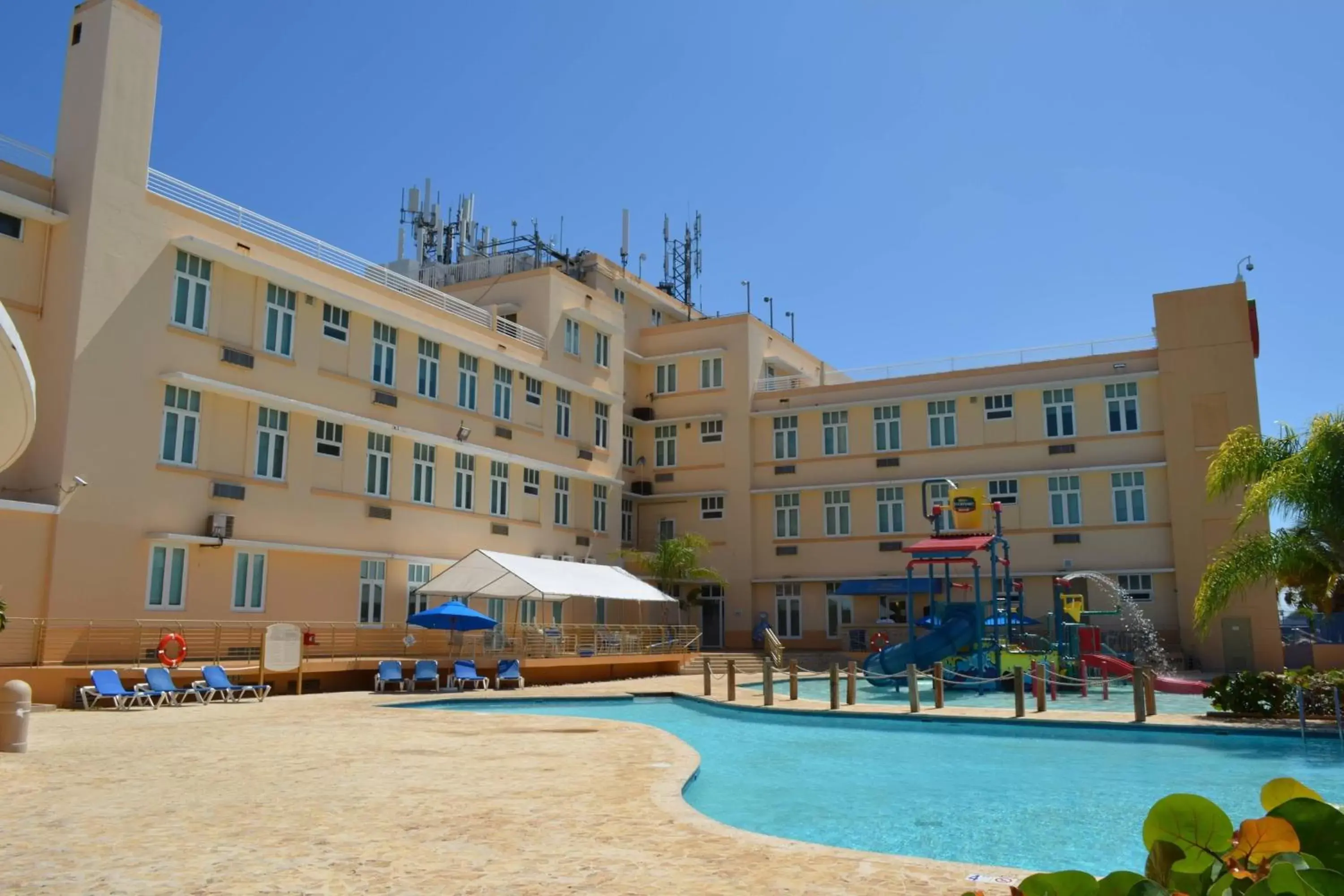 Swimming Pool in Courtyard Aguadilla