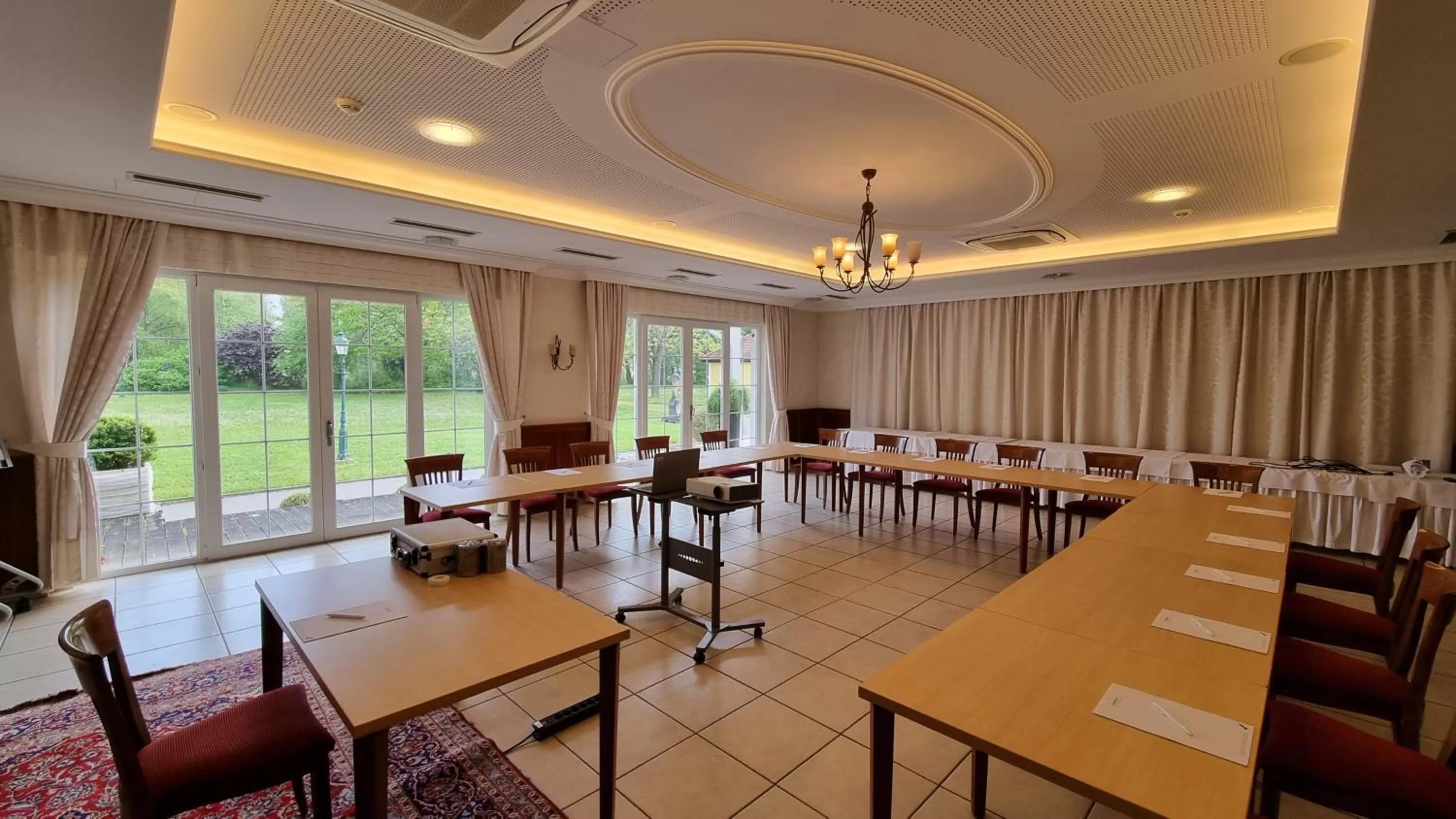 Business facilities in BIRKENHOF - Tag und Nacht perfekt verbracht!