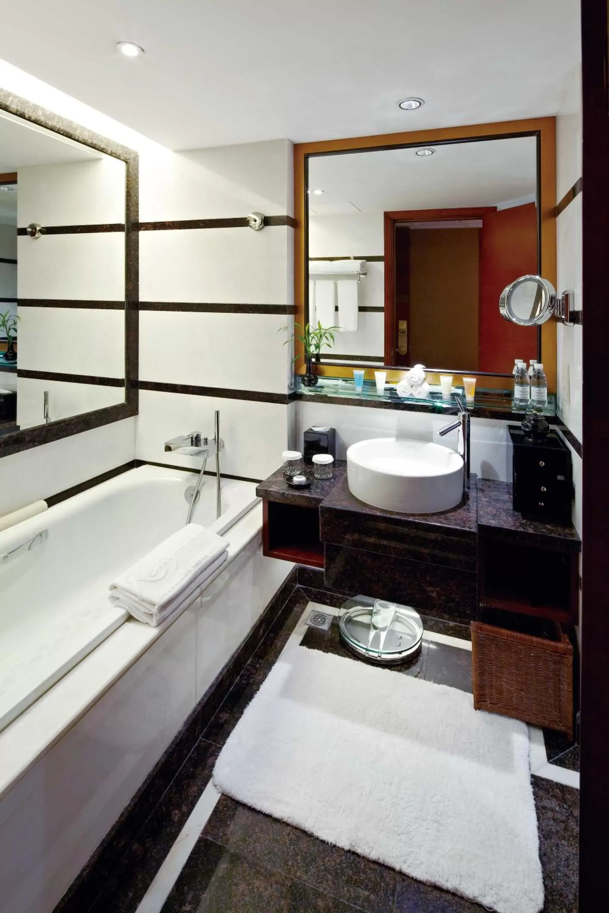 Toilet, Bathroom in Kempinski Hotel Shenzhen