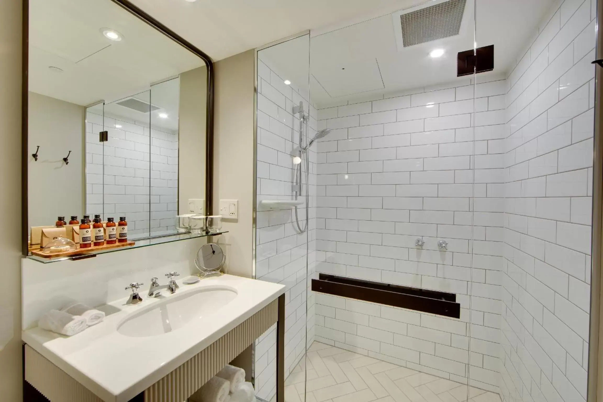 Bathroom in Mayfair Hotel