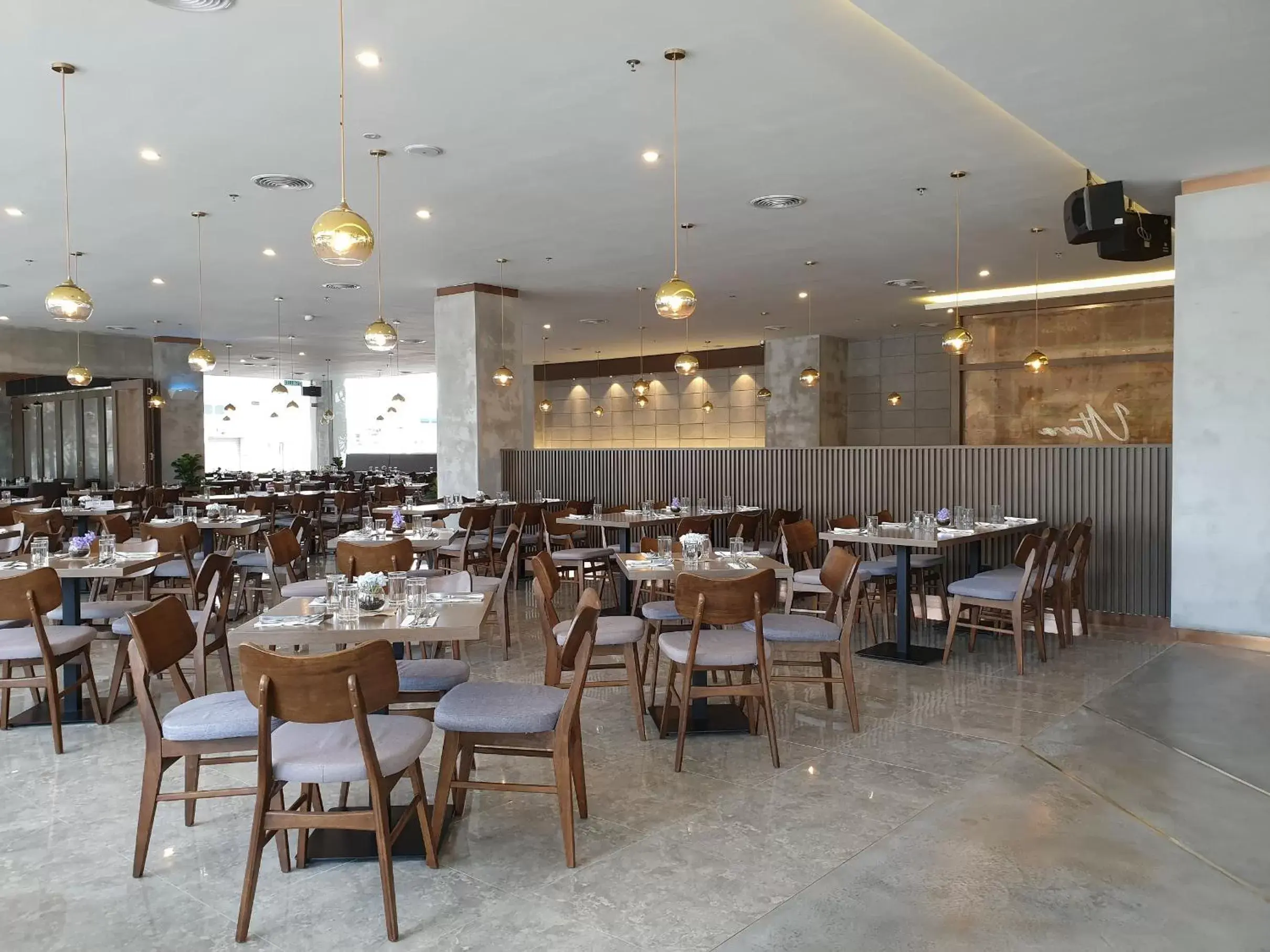 Restaurant/Places to Eat in Hotel Armada Petaling Jaya