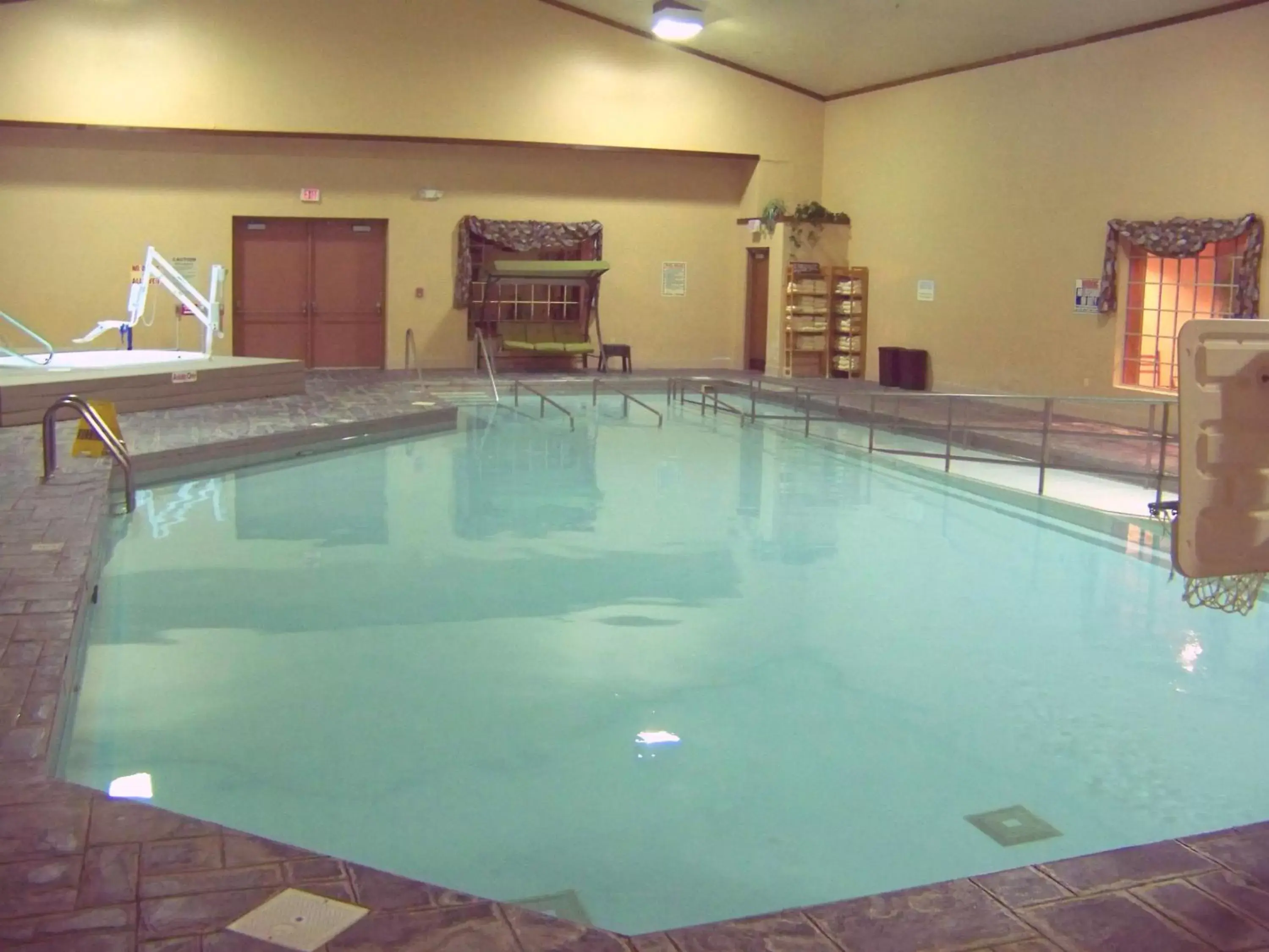 Swimming Pool in Clifty Inn