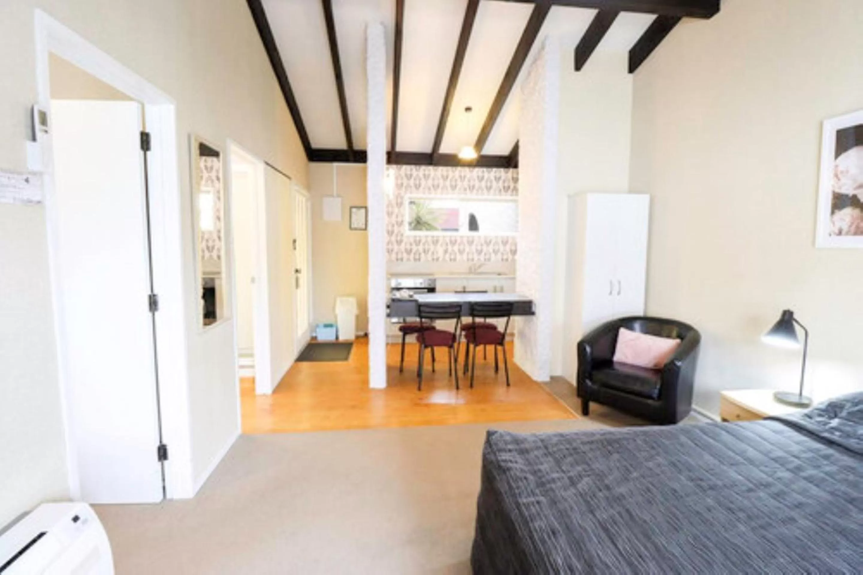 Kitchen or kitchenette in Aztec Motel