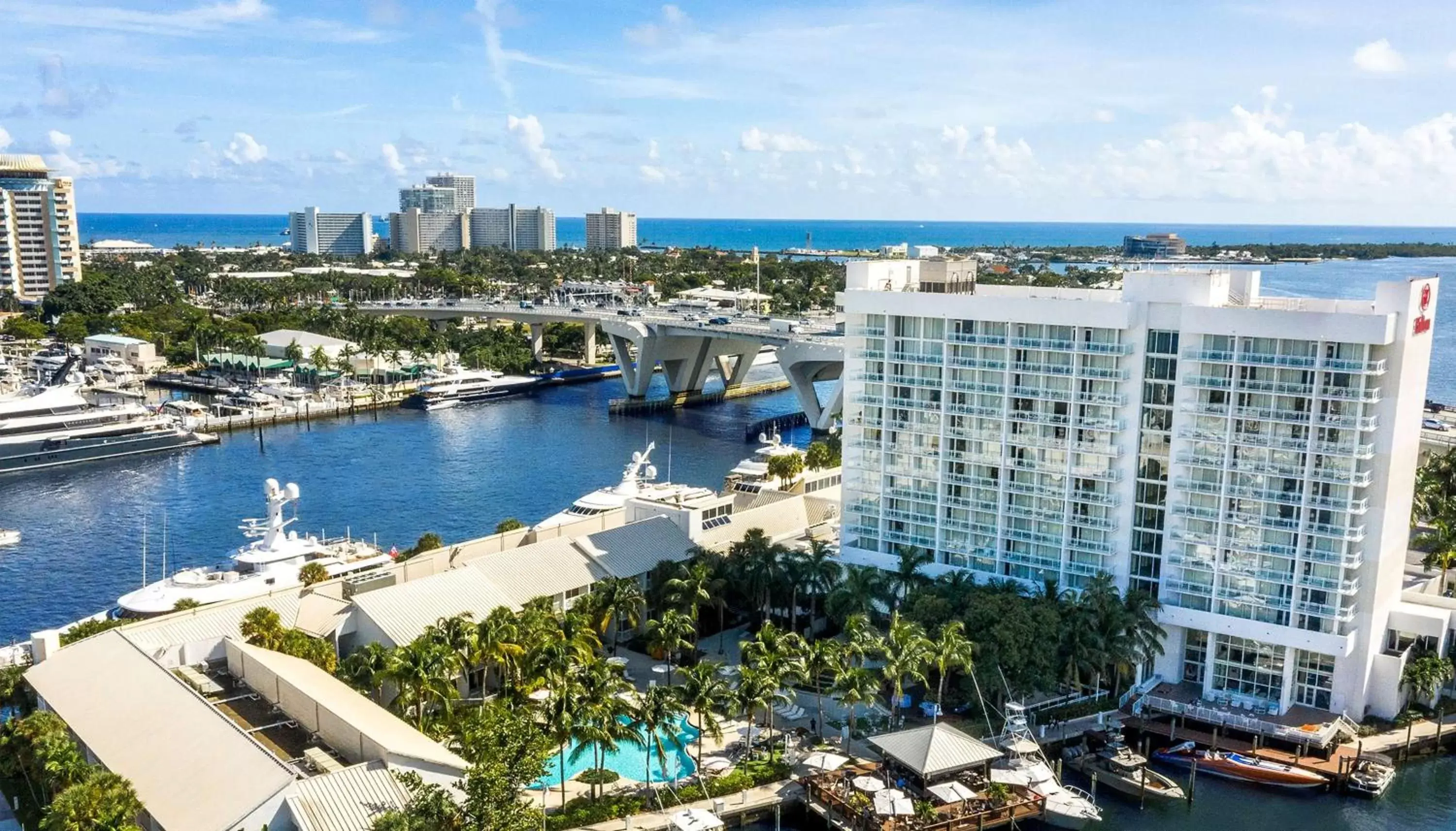 Property building in Hilton Fort Lauderdale Marina