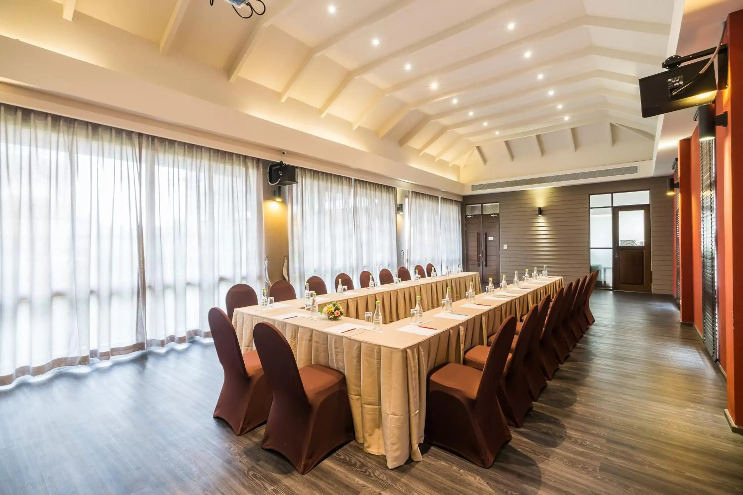 Meeting/conference room in Ayrest Hua Hin Hotel