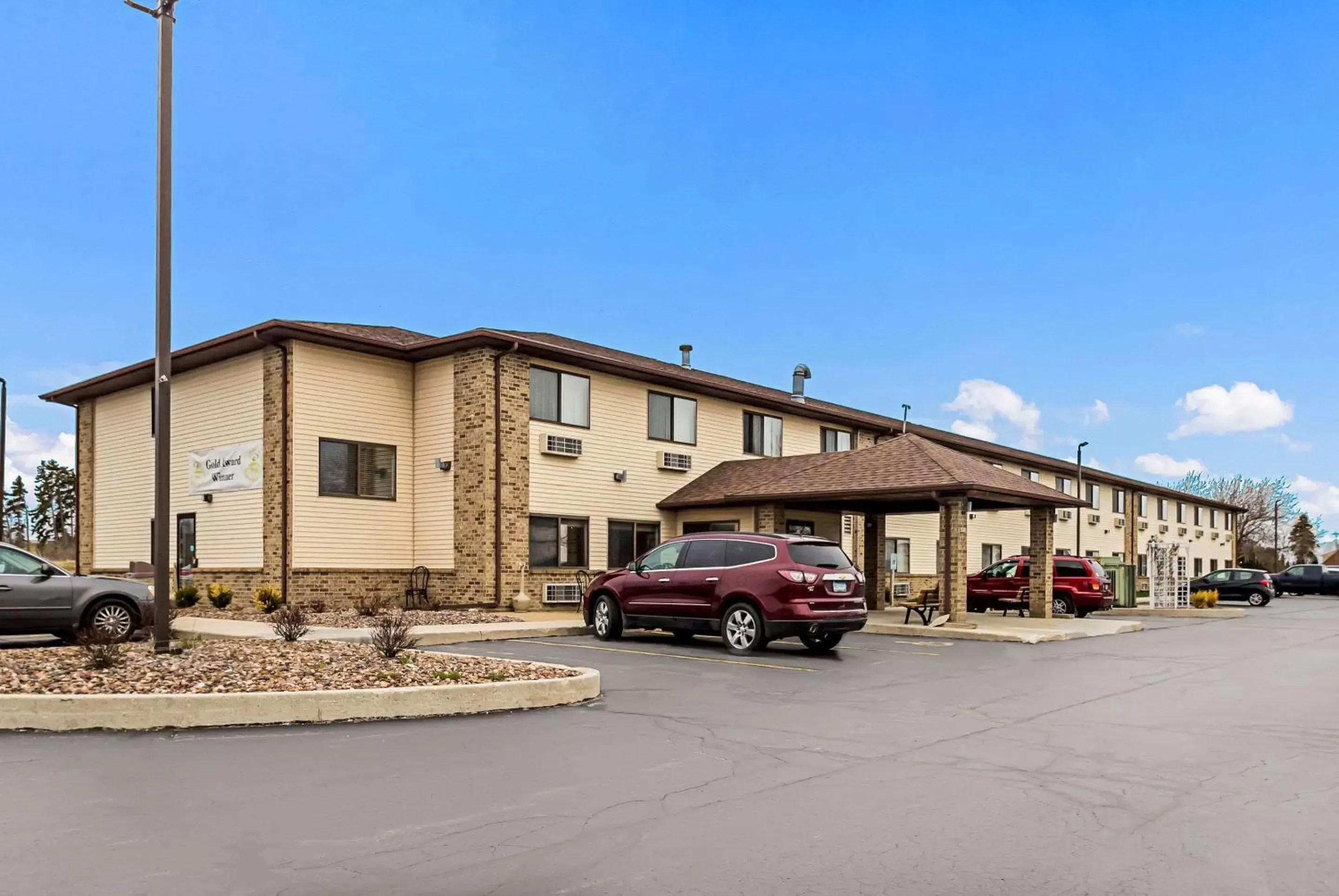 Property Building in Quality Inn Sheboygan