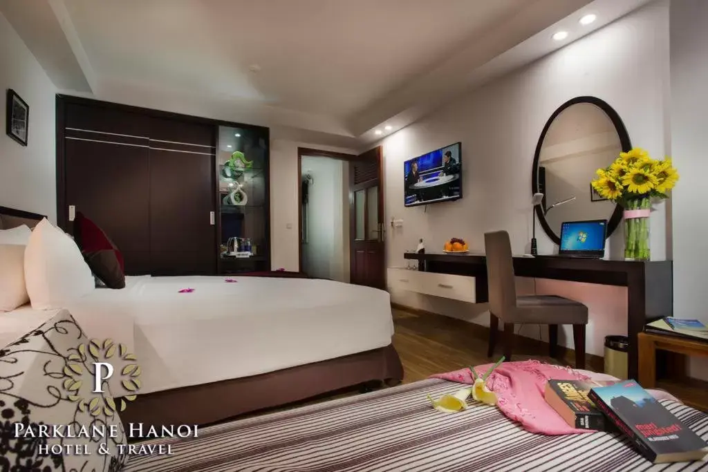 Bedroom in Parklane Central Hanoi Hotel