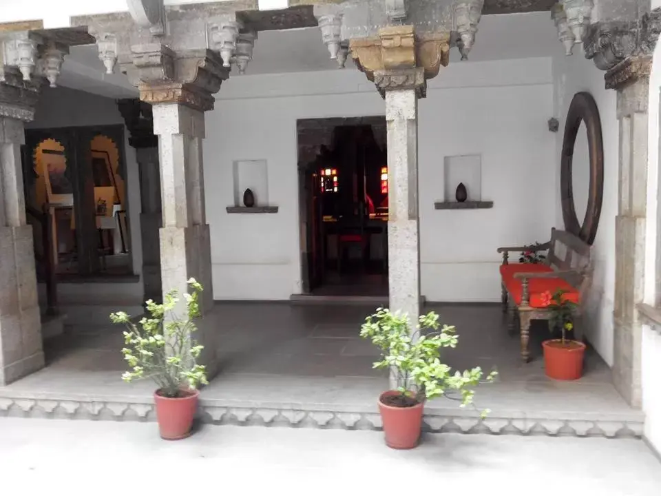 Property building in Madri Haveli