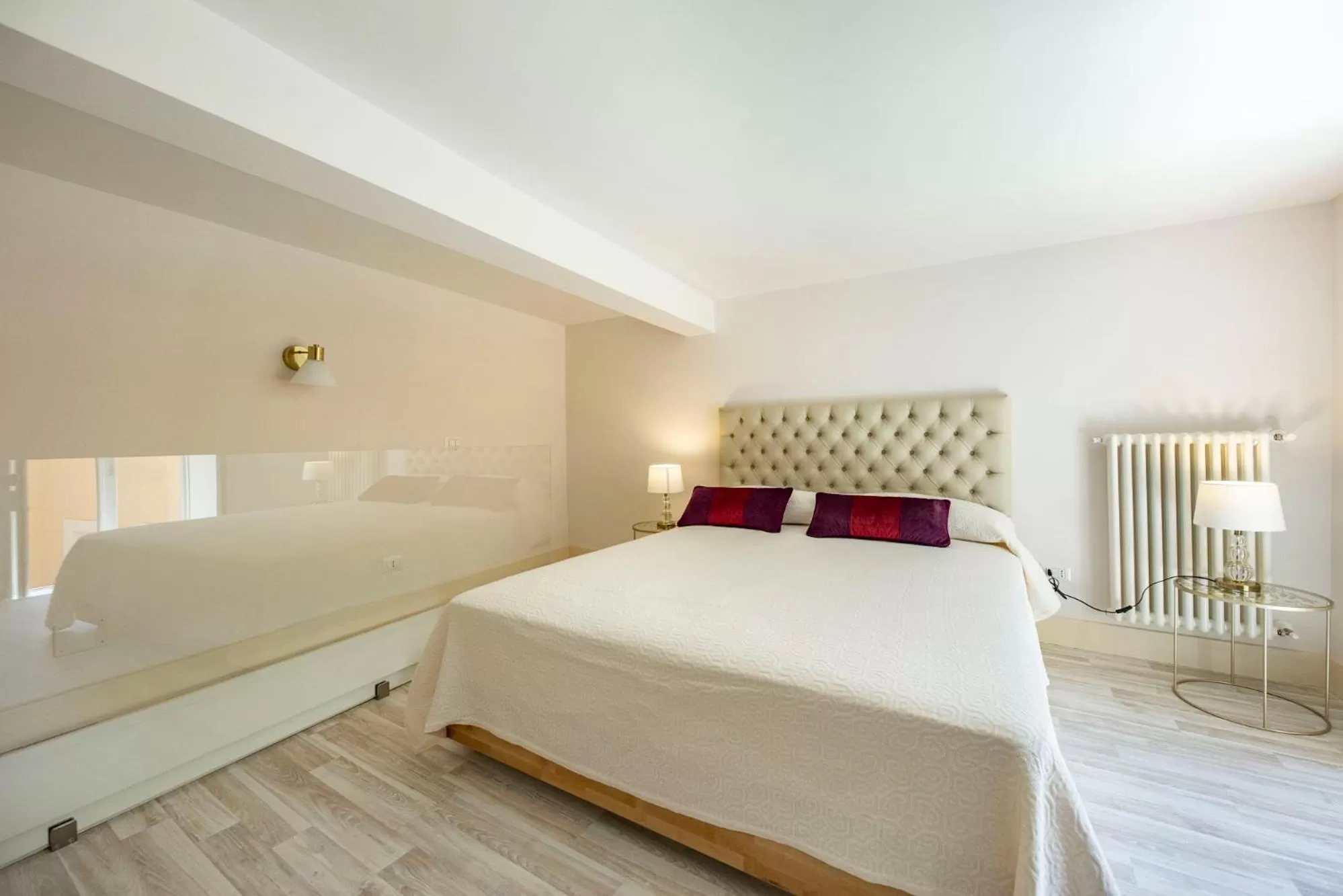 Bedroom, Bed in Home dentro il teatro