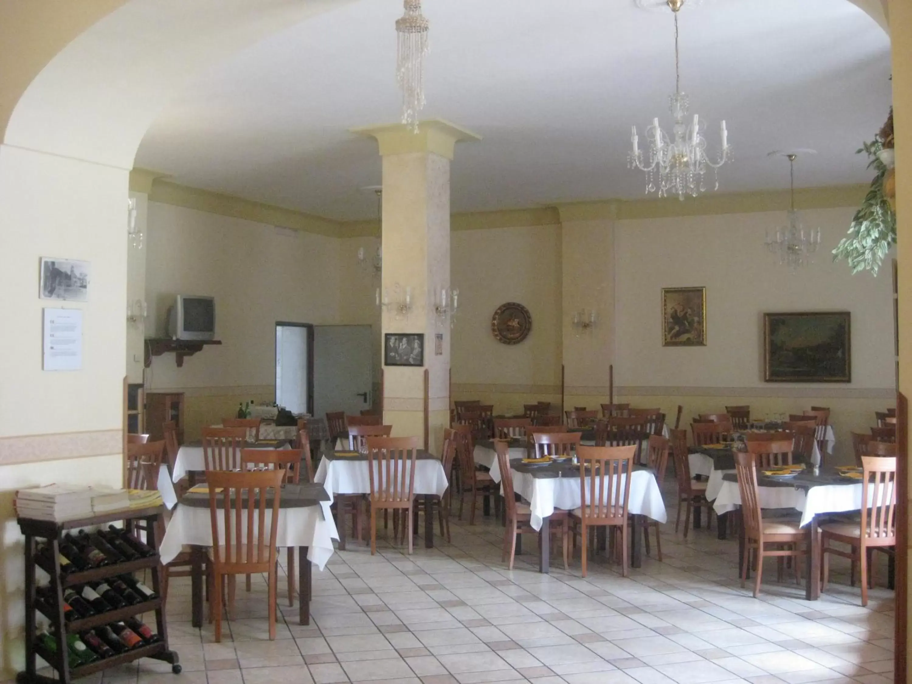 Restaurant/Places to Eat in Hotel Gentile