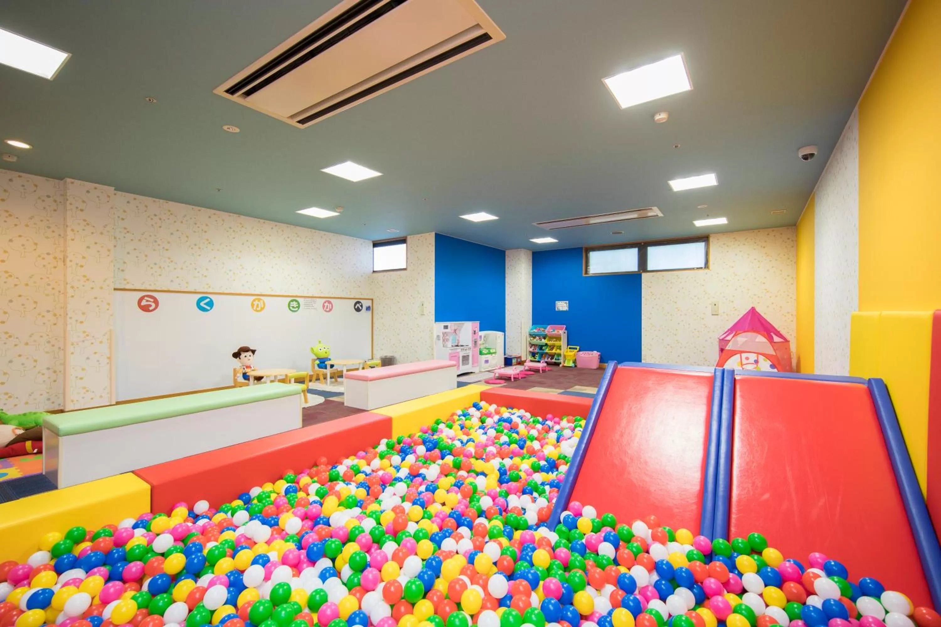 Children play ground in Route Inn Grantia Hanyu Spa Resort