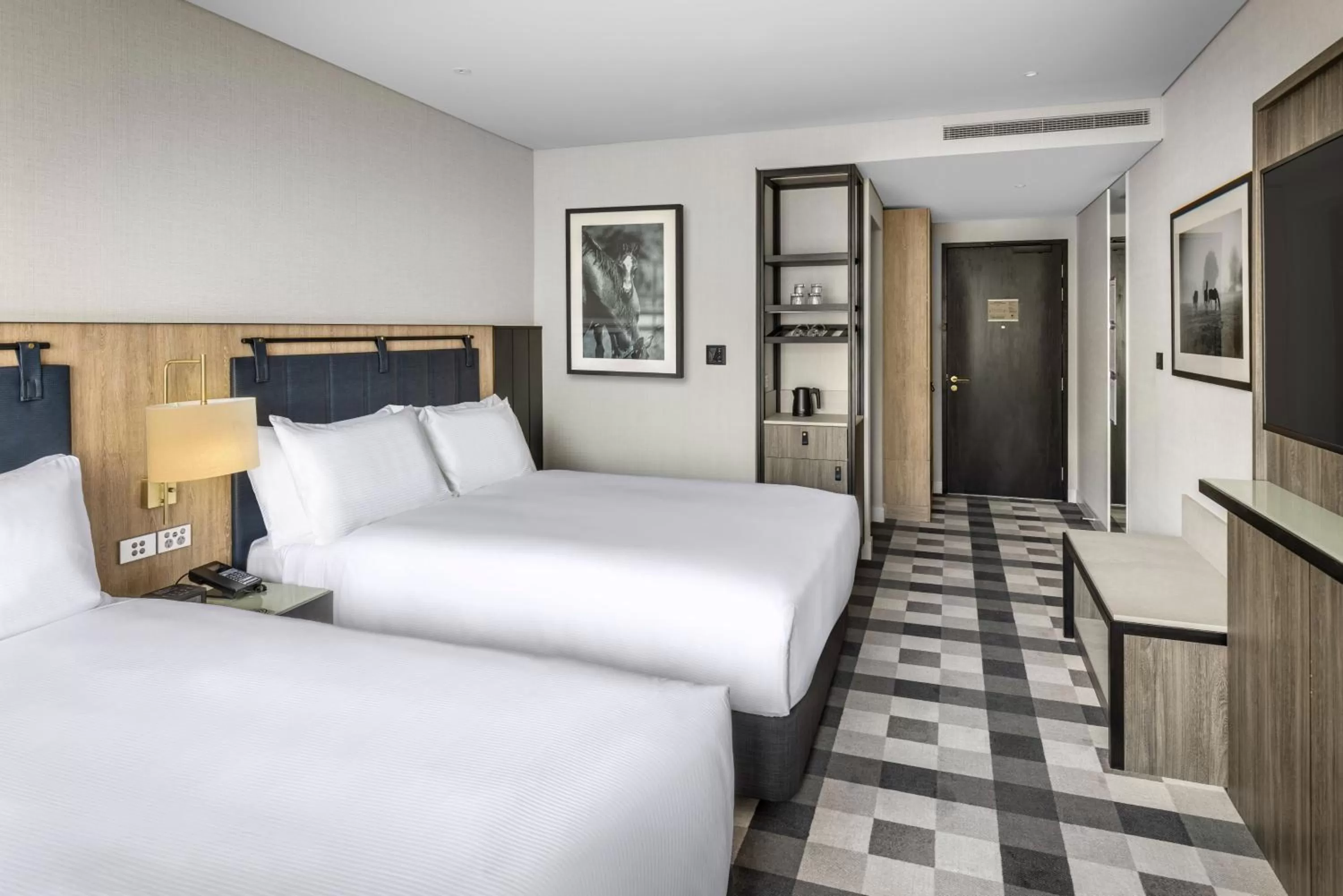 Bed in DoubleTree By Hilton Auckland Karaka