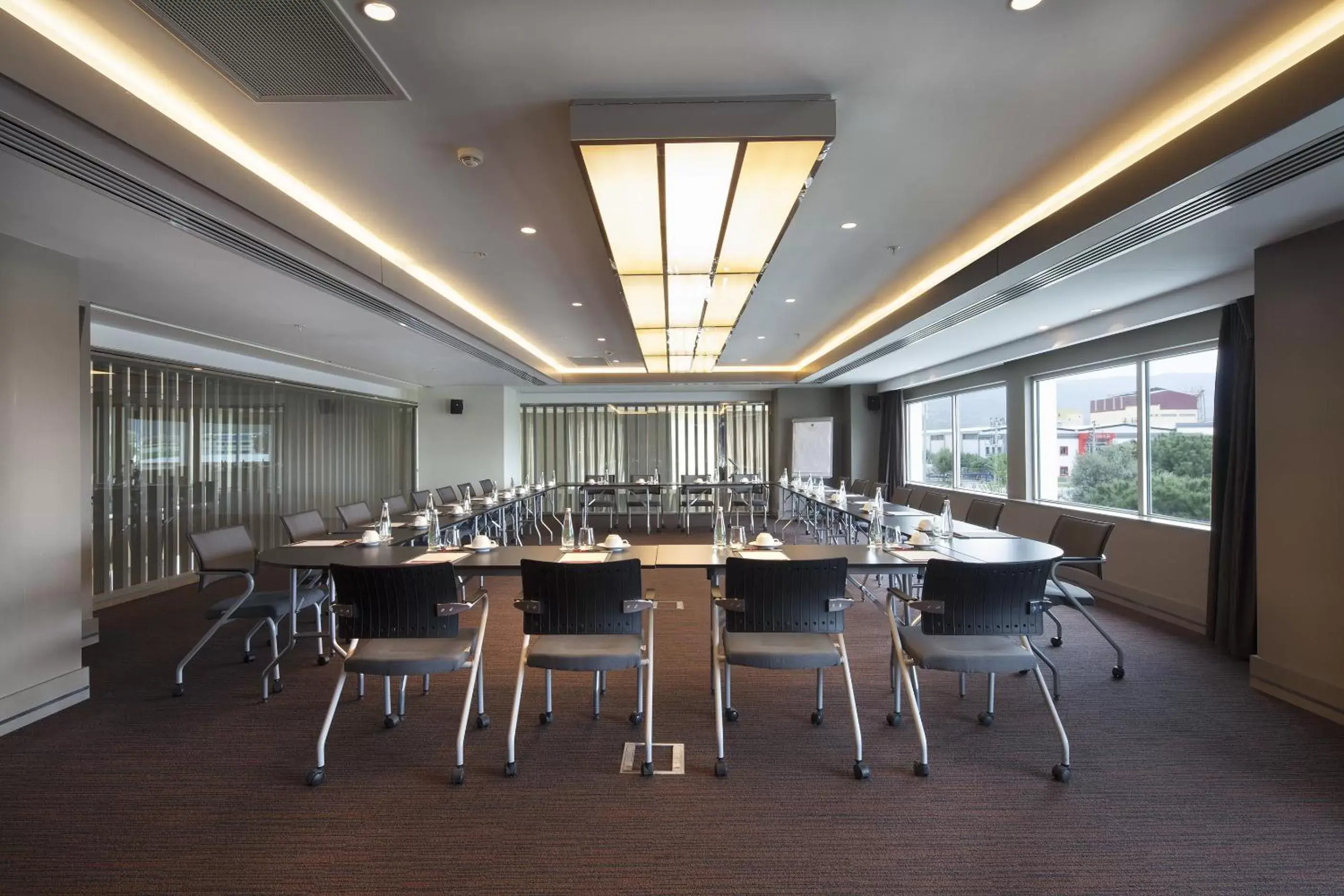 Banquet/Function facilities in Ramada Hotel & Suites by Wyndham Izmir Kemalpasa