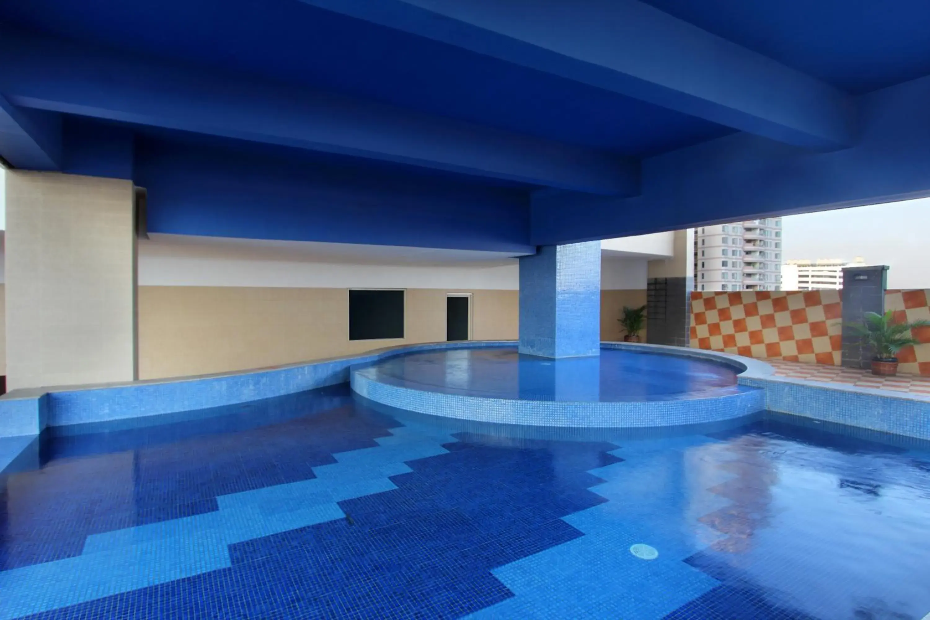 Swimming Pool in Best Western Mangga Dua Hotel And Residence