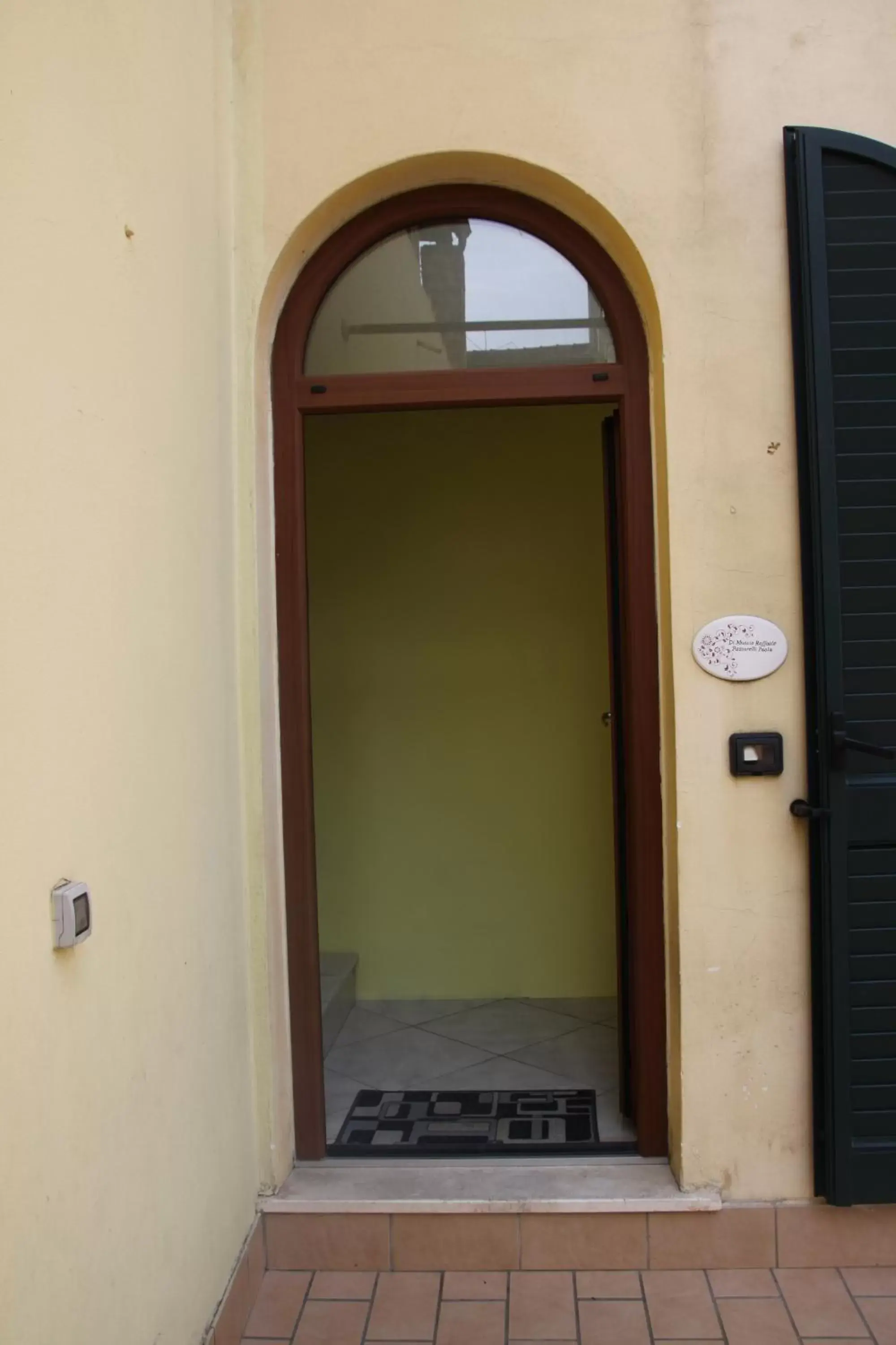 Facade/entrance in La Corte dei Morra