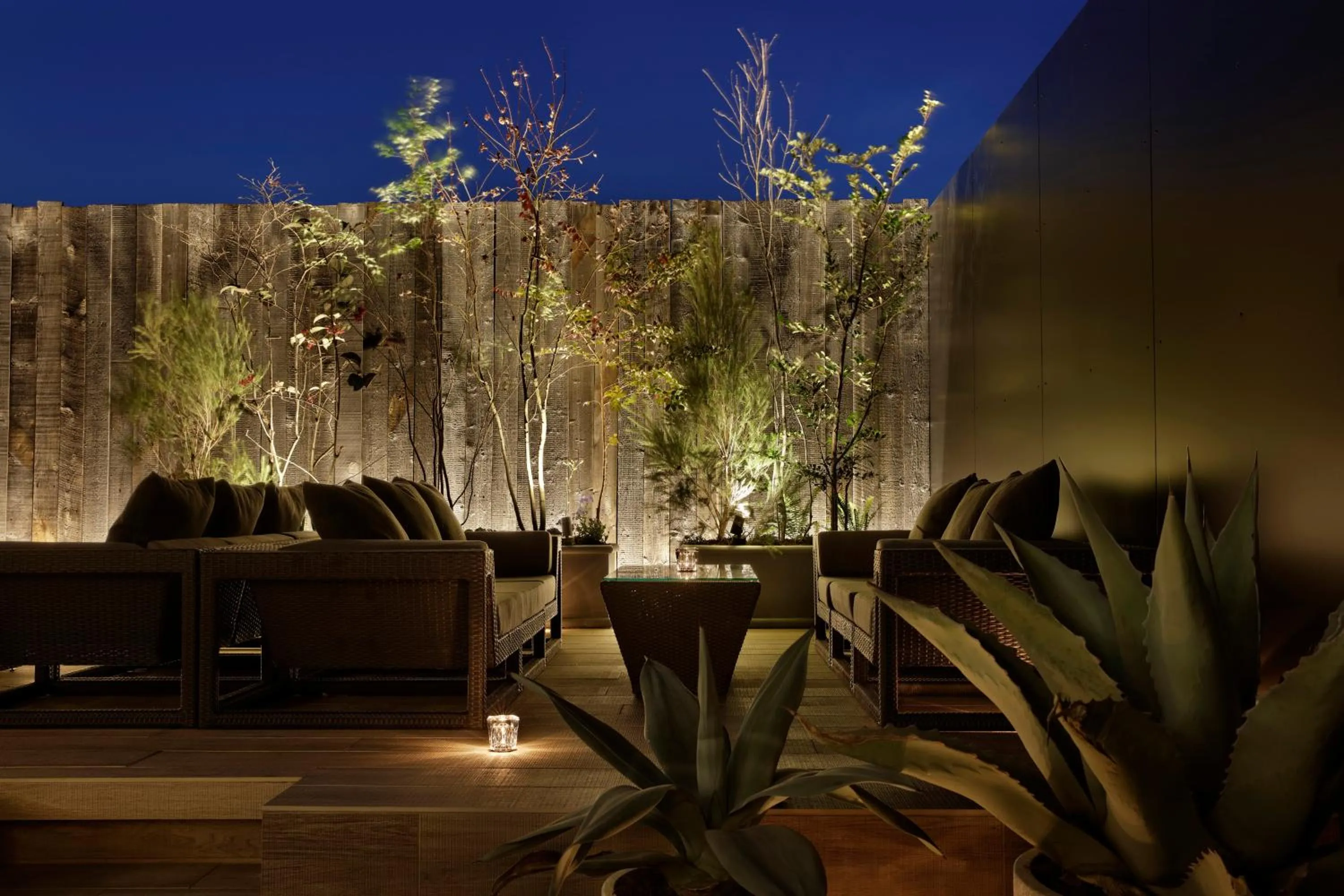 Communal lounge/ TV room in Piece Hostel Sanjo