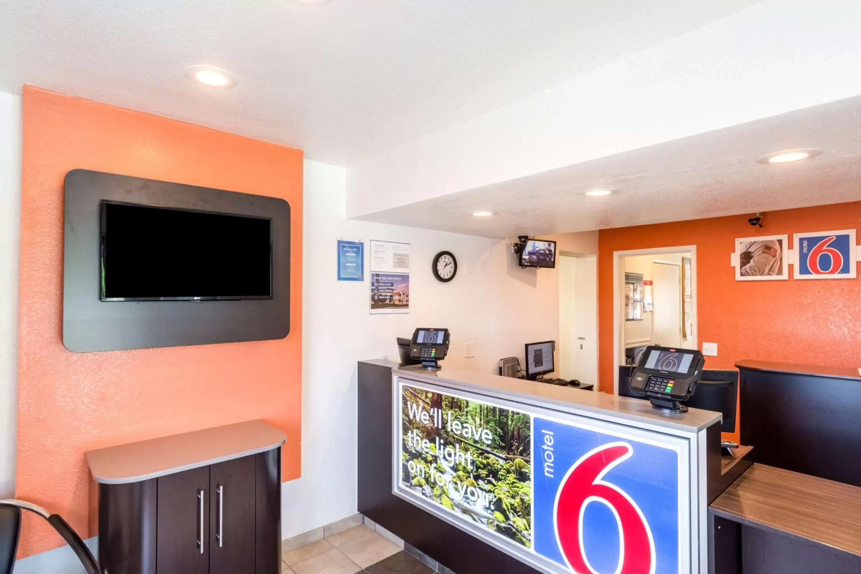 Property logo or sign in Motel 6-Redding, CA - Central