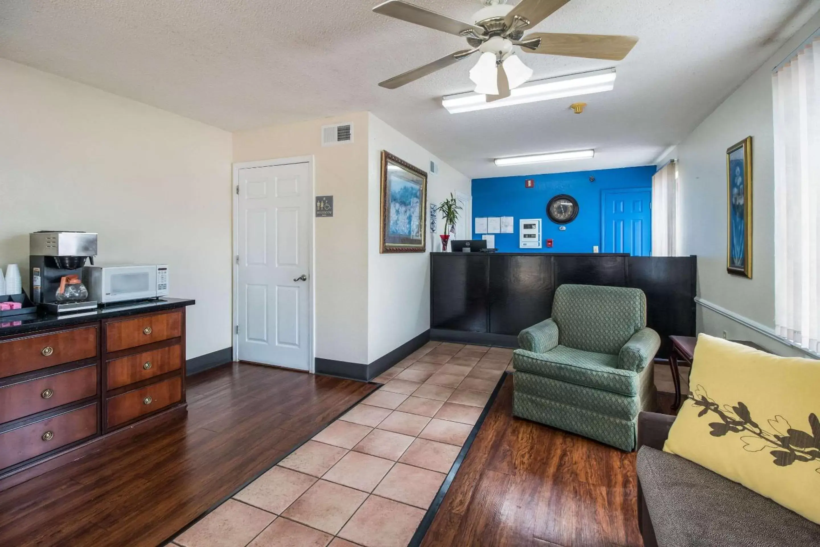 Lobby or reception in Rodeway Inn Bolivar Lobby or reception in Rodeway Inn Bolivar