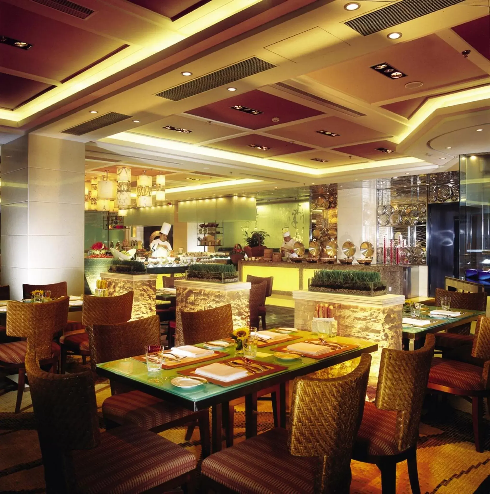 Buffet breakfast, Restaurant/Places to Eat in Shangri-La Beijing