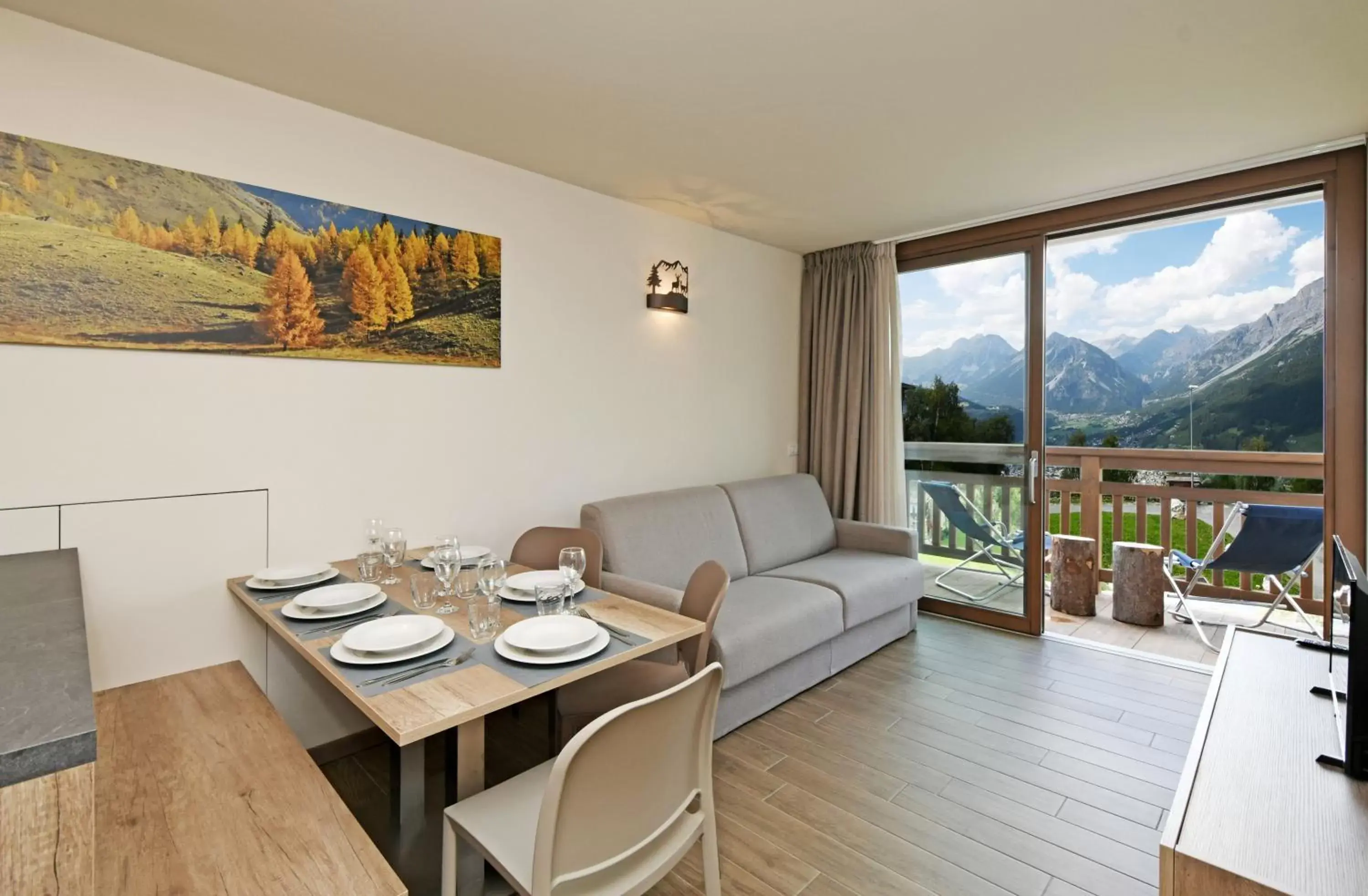 Balcony/Terrace, Dining Area in Ai Suma Residence