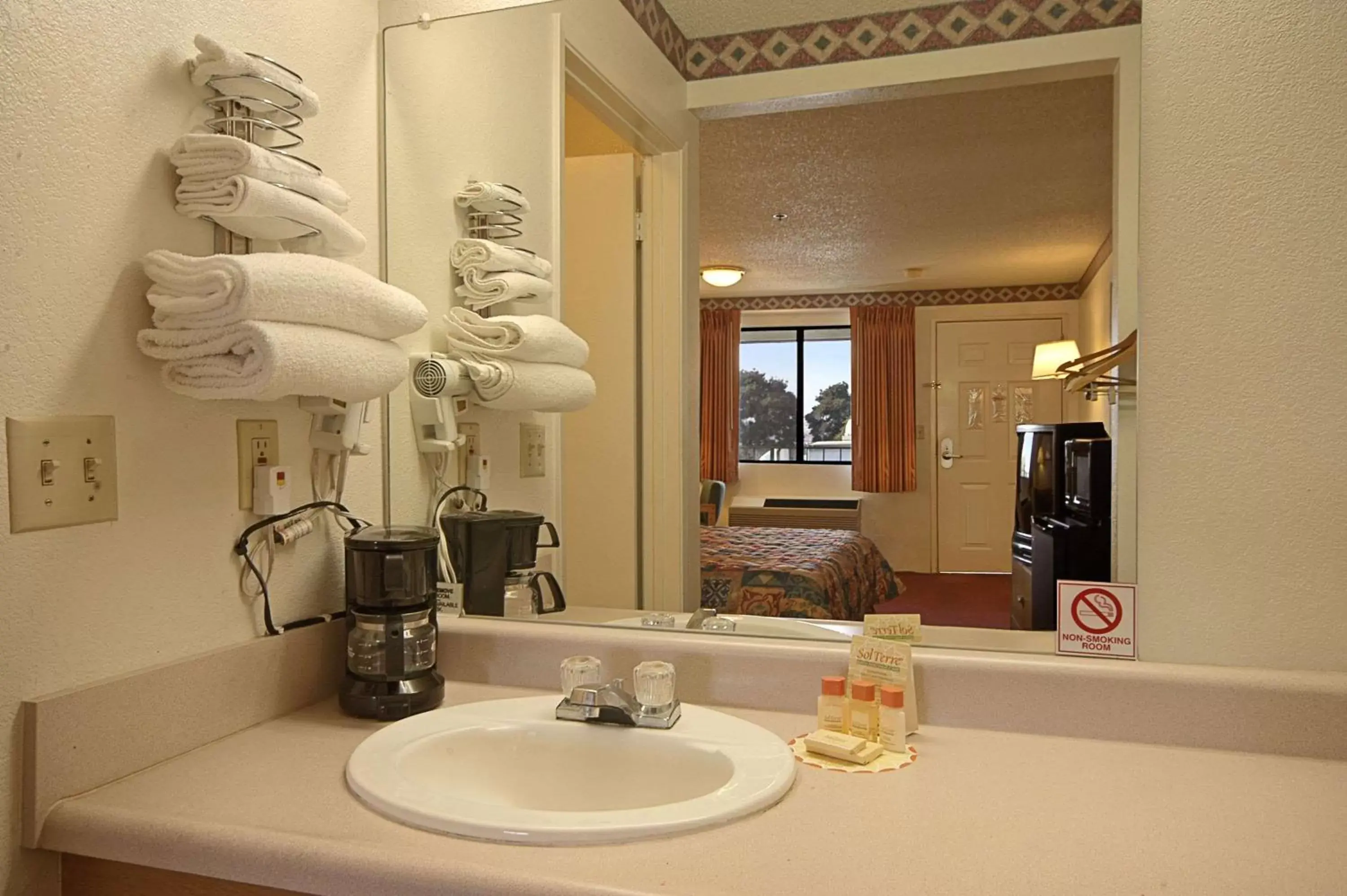 Bathroom in Days Inn by Wyndham Fresno South