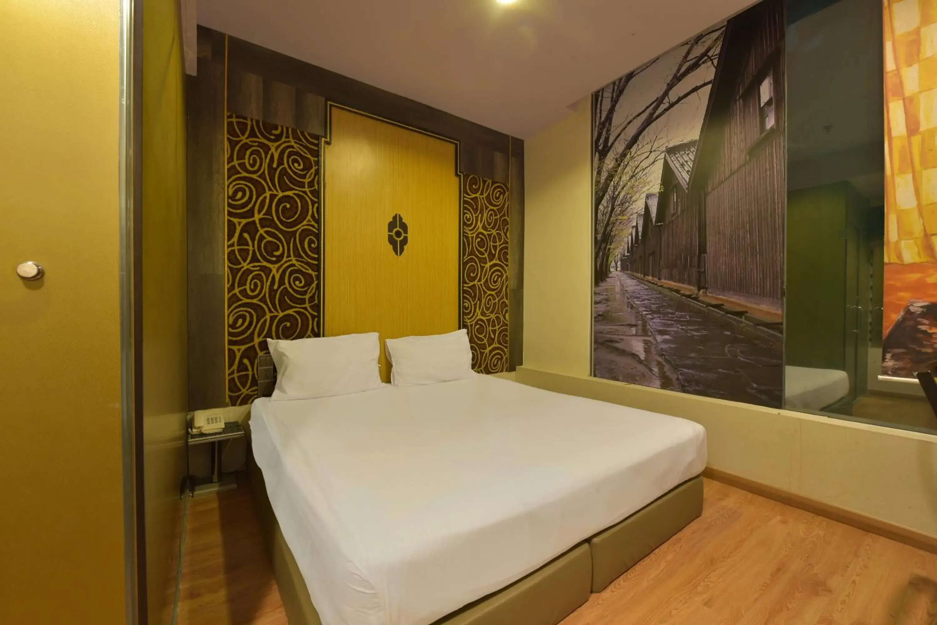 Bedroom, Bed in Townhouse OAK Hotel Holmes Johor Jaya