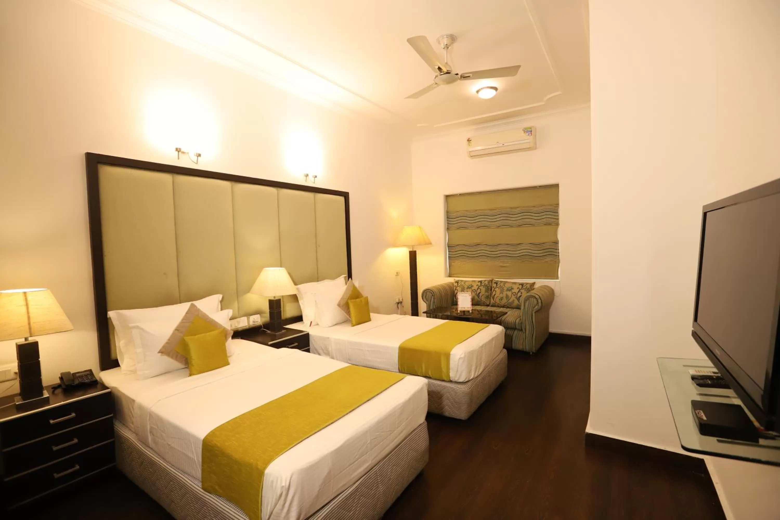 Photo of the whole room in Hotel Capitol Hills - Greater Kailash Delhi