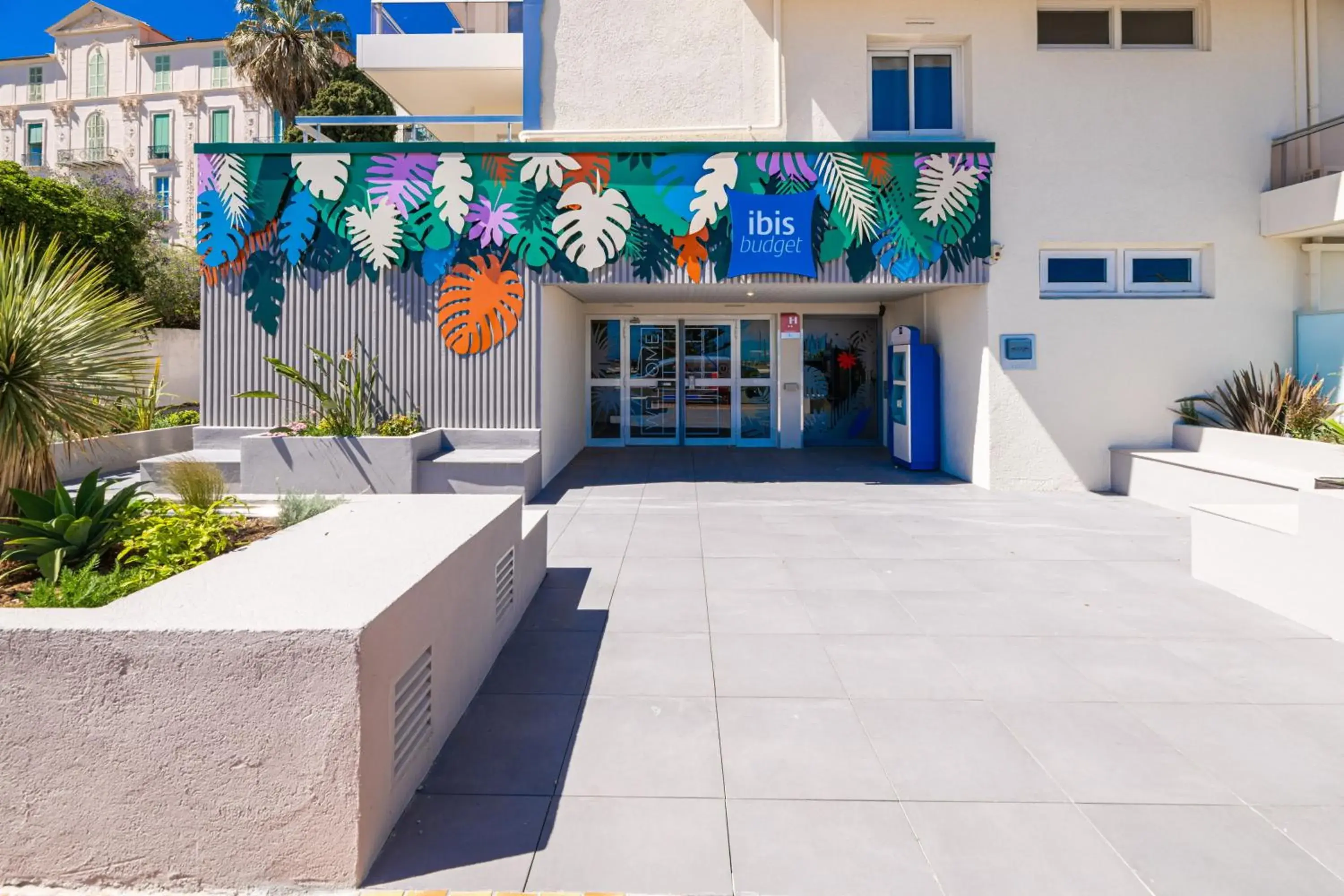 Property building in ibis budget Menton Bord de Mer Property building in ibis budget Menton Bord de Mer